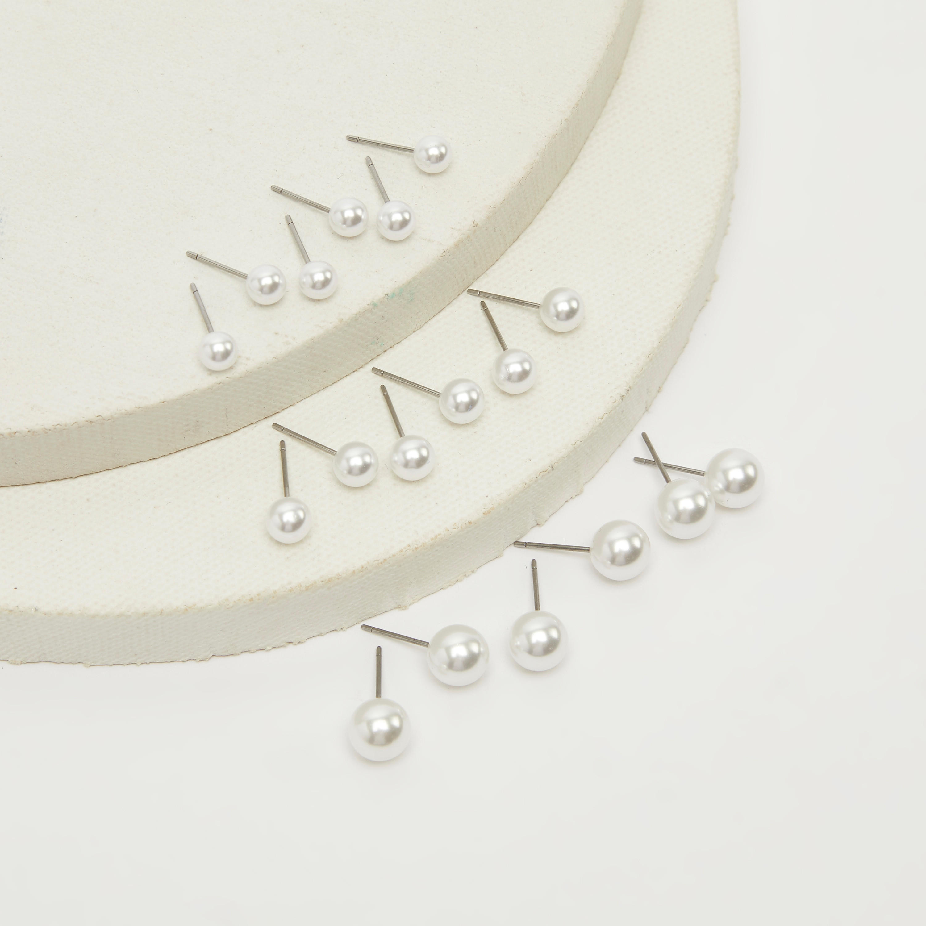 طقم حلقان مرصّعة مزيّن باللؤلؤ من جلو - طقم من 9-women-watchesandjewellery-jewellery-earrings-image-2