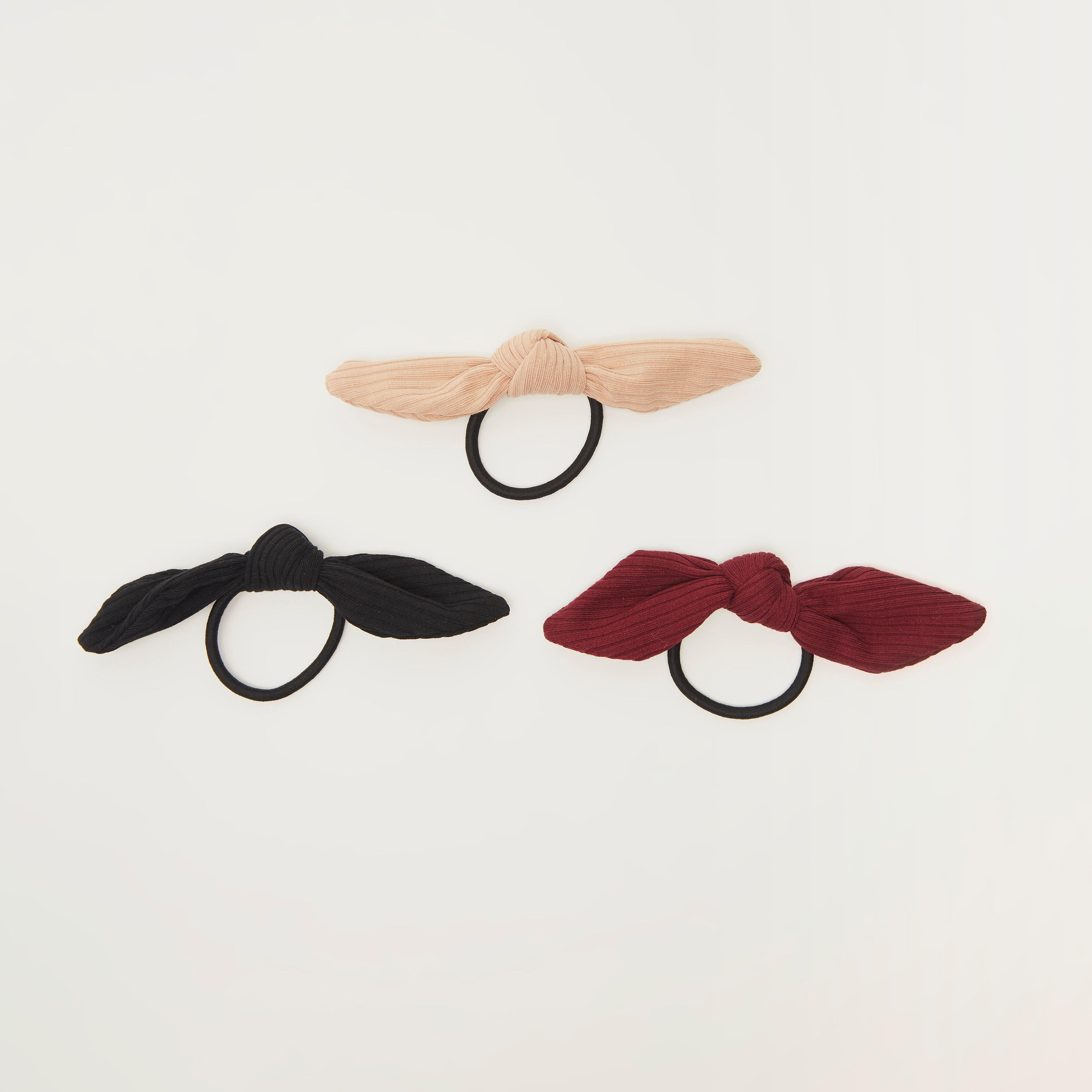 ربطة شعر بتفاصيل فيونكة - طقم من 3 قطع-women-hairaccessories-image-3