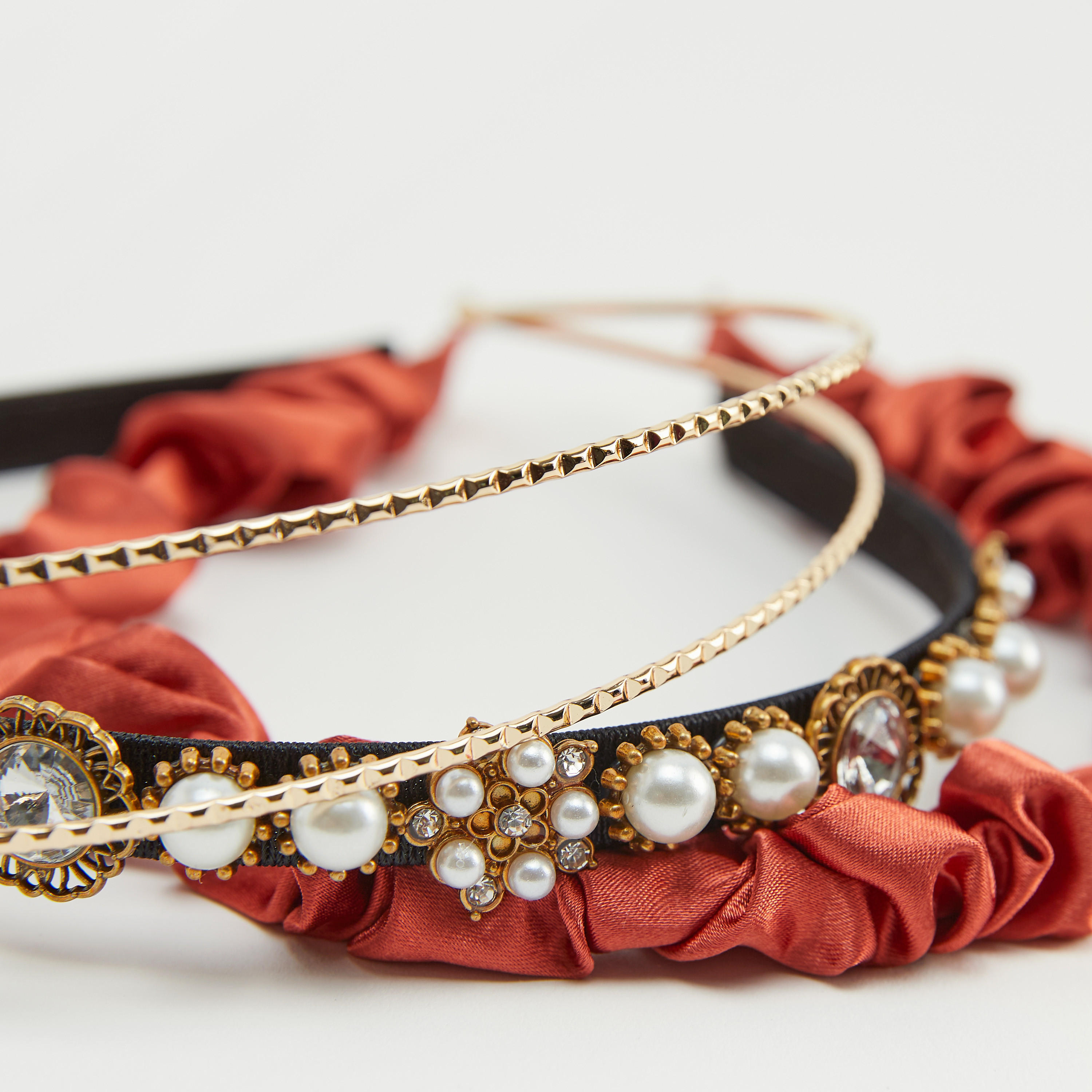 شريطة شعر - طقم من 3 قطع متنوعة-women-hairaccessories-image-3