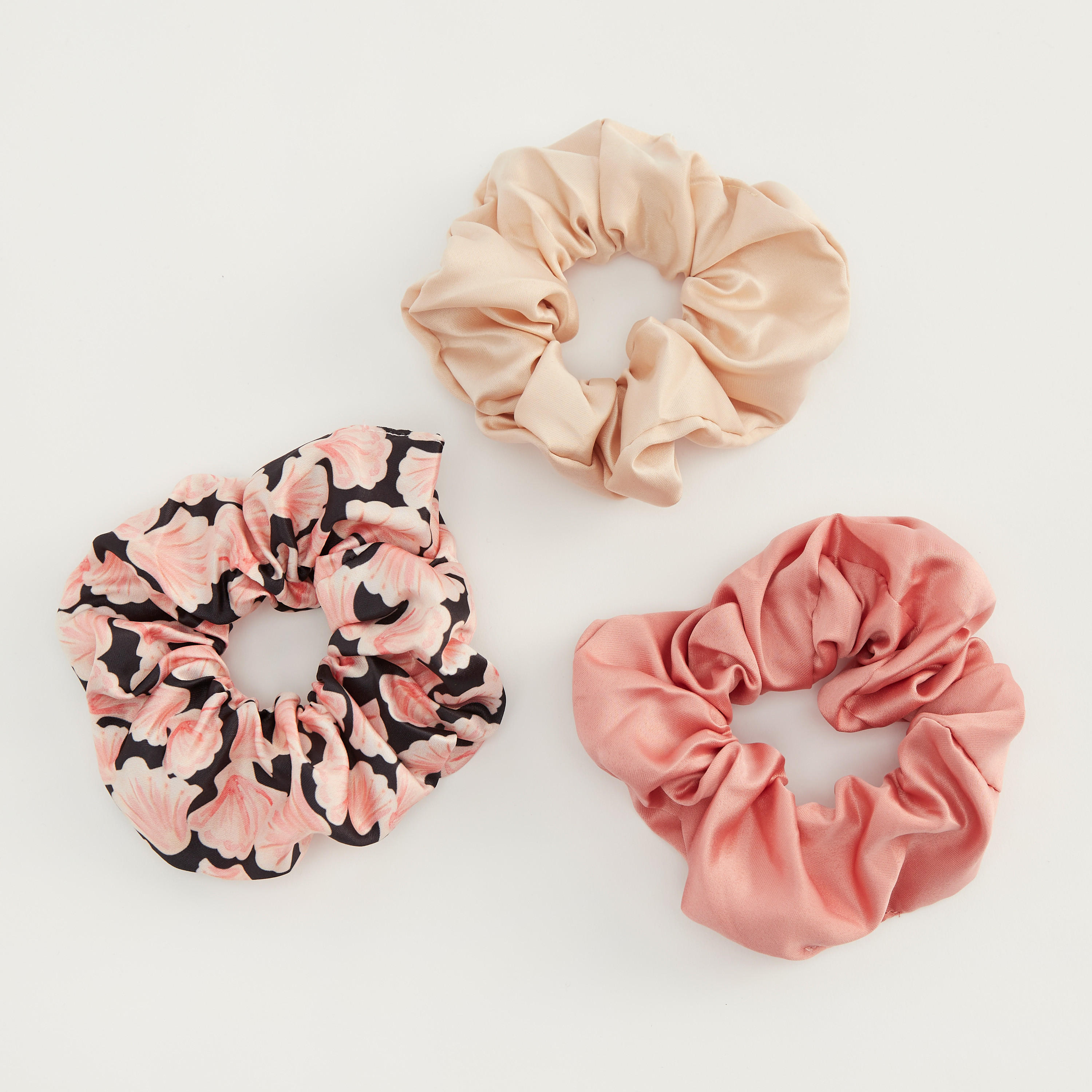 سكرانشي للشّعر - طقم من 3 قطع متنوّعة-women-hairaccessories-image-3