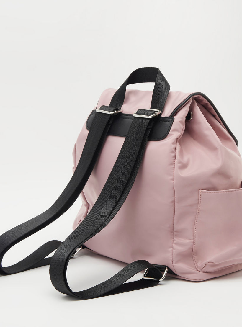 شنطة يد سادة بطيّة وحمّالات كتف ورباط إغلاق-women-bagsandwallets-handbags-image-3