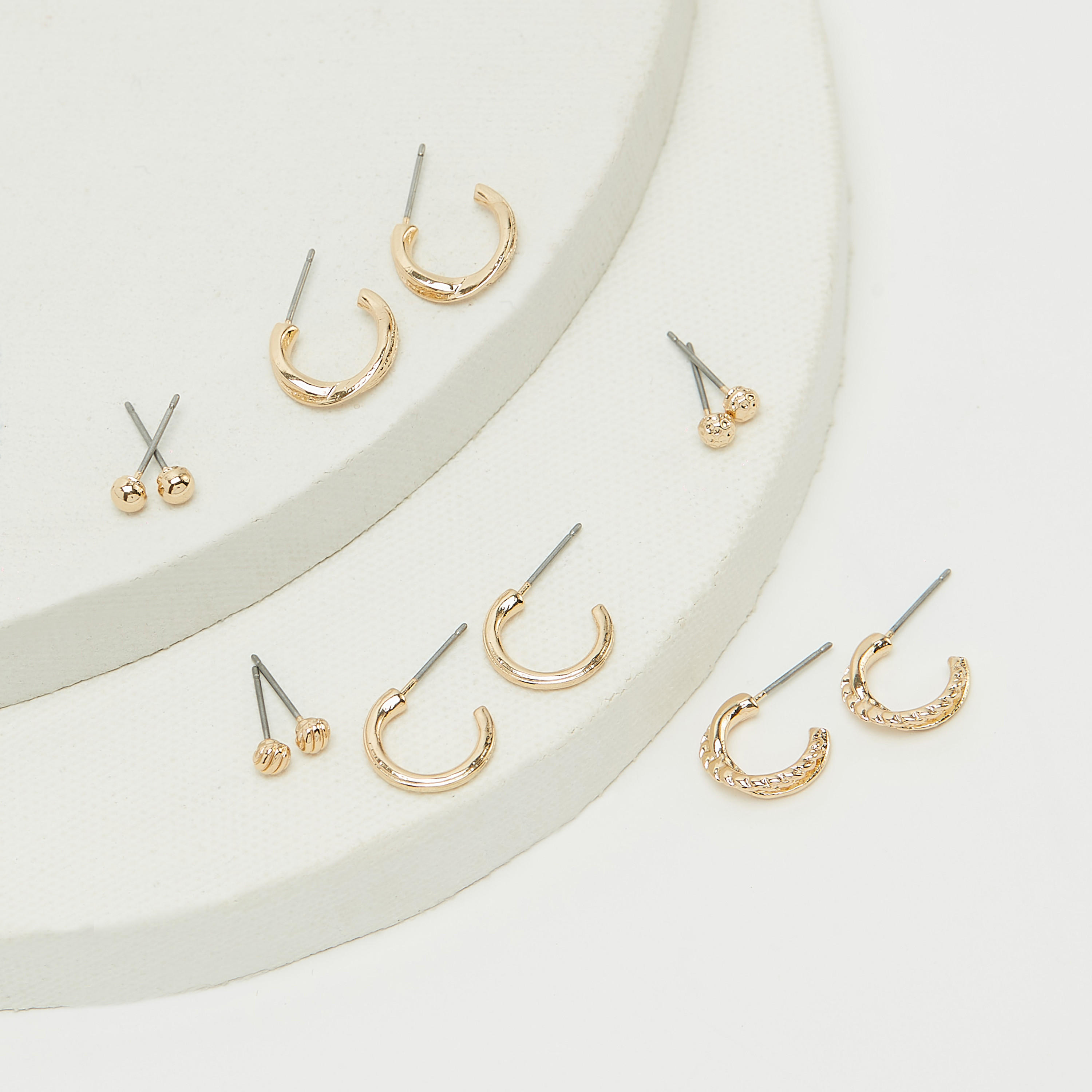 أقراط مرصّعة بمكبس إغلاق خلفي - طقم من 6 أزواج-women-watchesandjewellery-jewellery-earrings-image-2