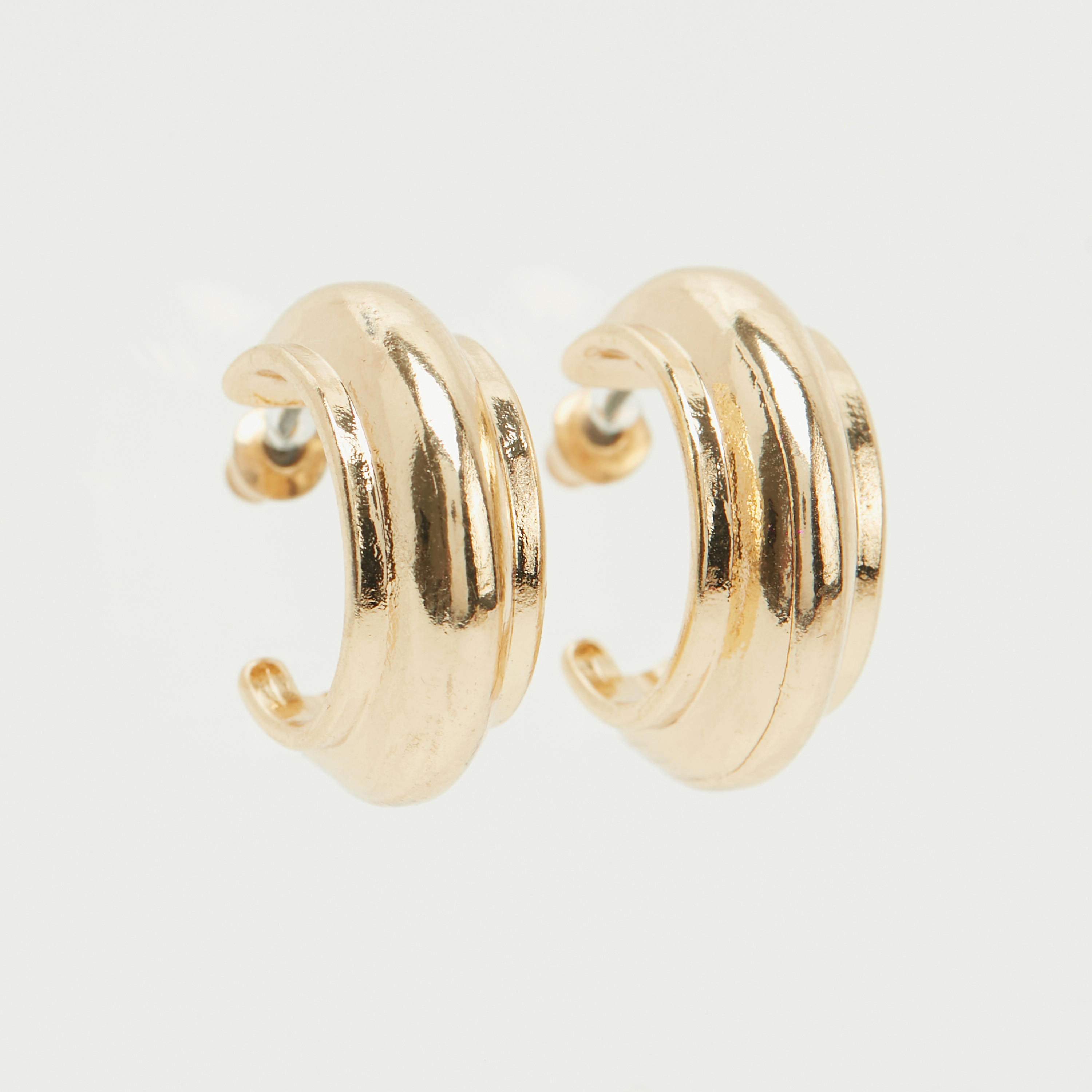 Metallic Stud Earrings with Pushback Closure-women-watchesandjewellery-jewellery-earrings-image-1