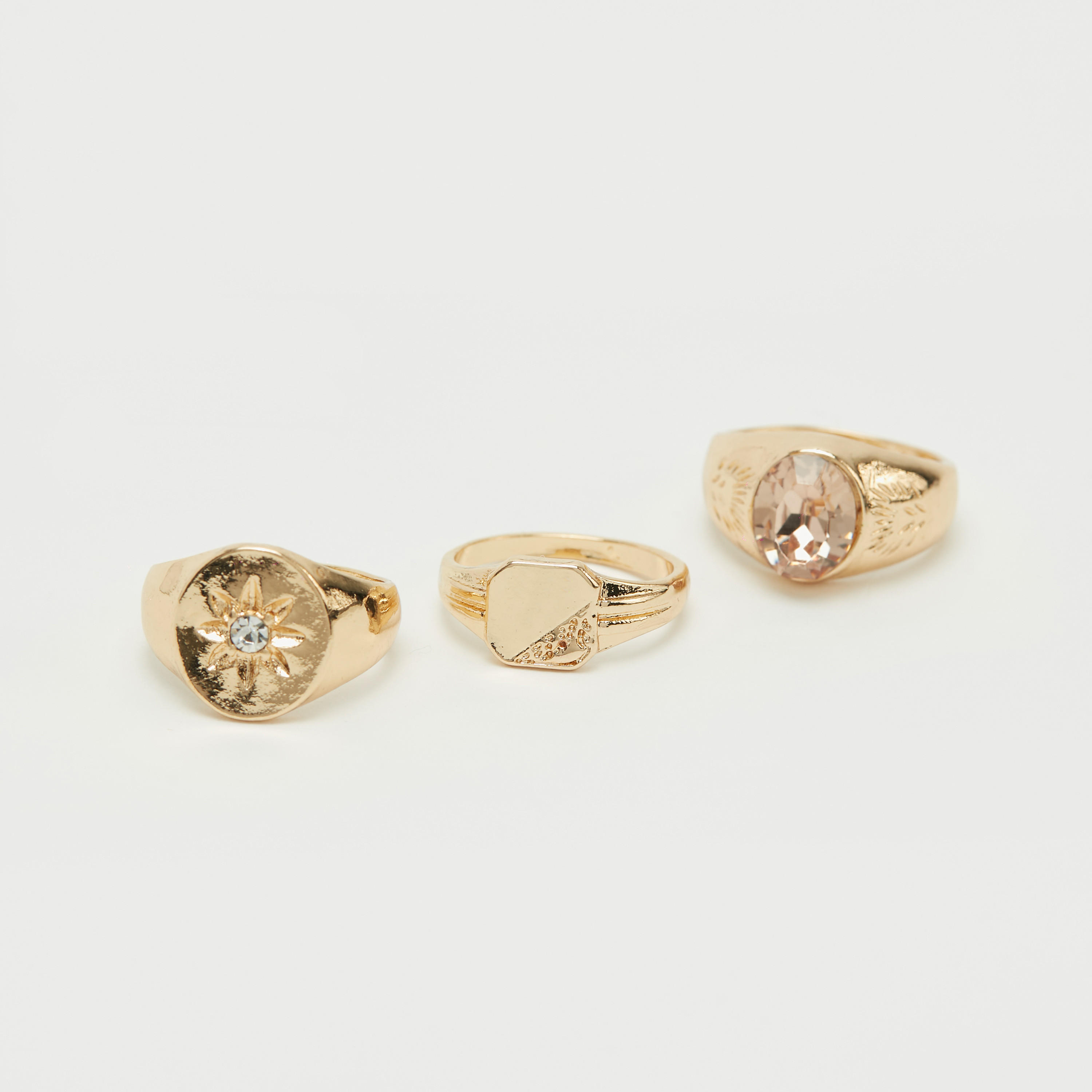 خواتم مزيّنة - طقم من 3-women-watchesandjewellery-jewellery-rings-image-5