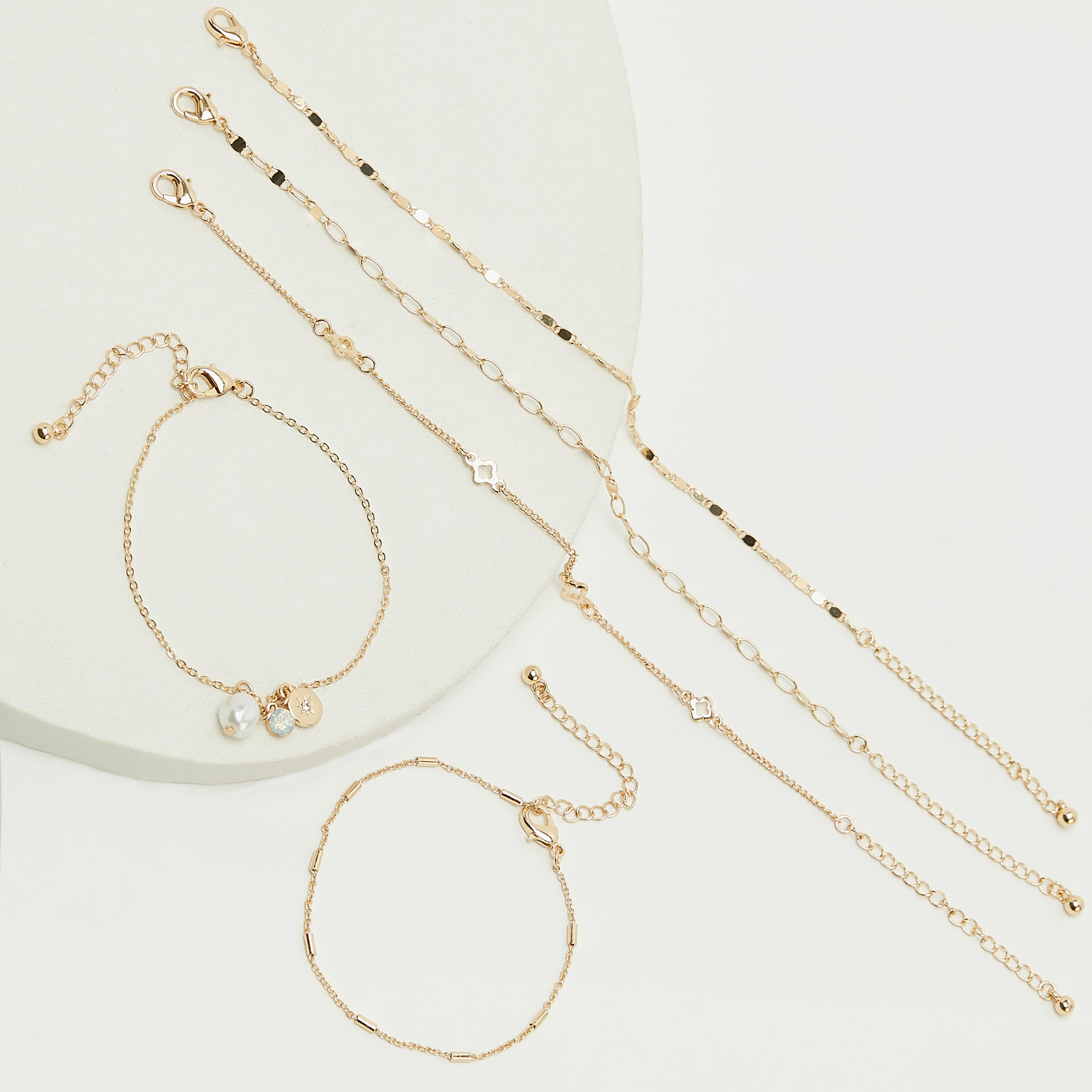 سوار سلسلة بمشبك إغلاق - طقم من 5 قطع-women-watchesandjewellery-jewellery-banglesandbracelets-image-4
