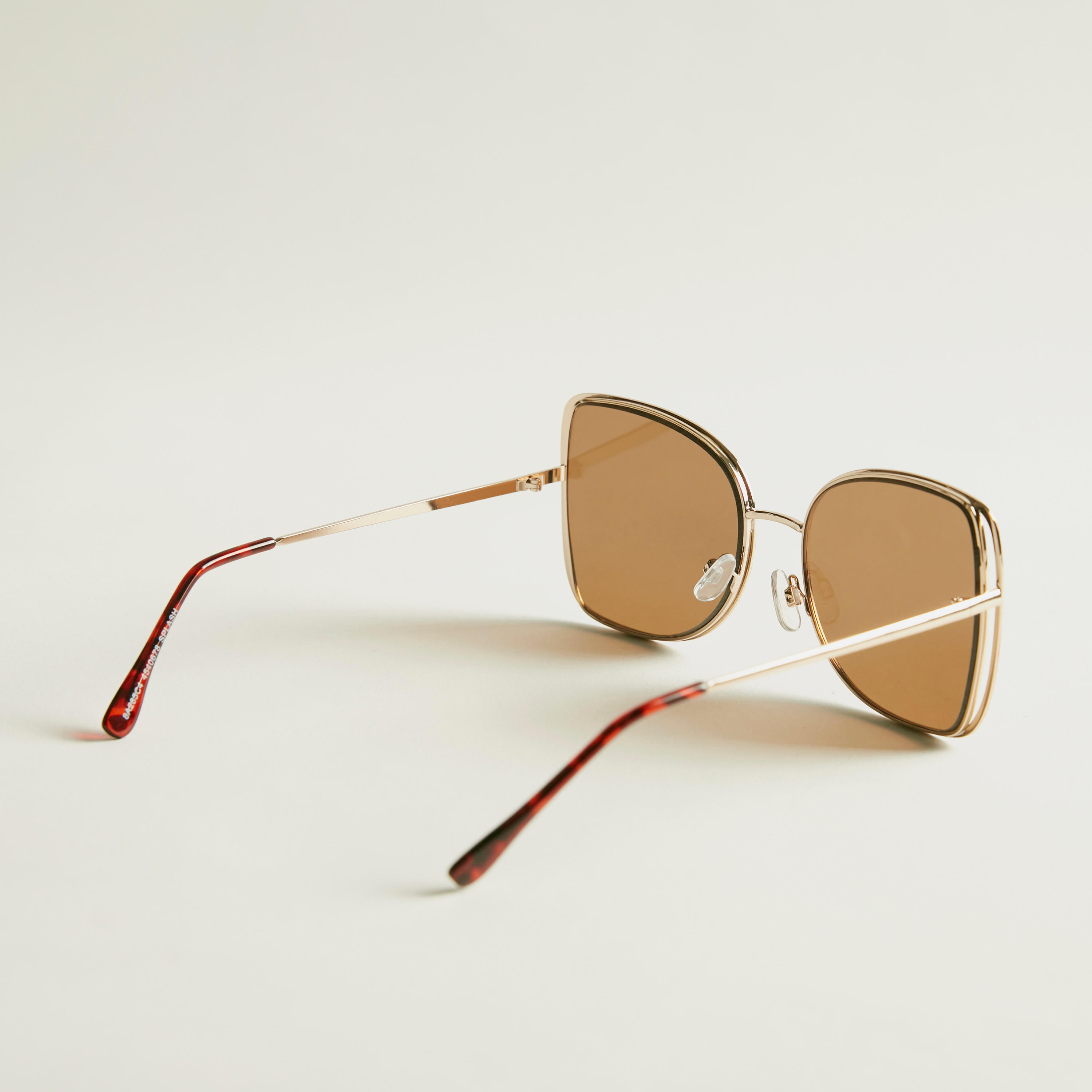 نظّارة شمسية بإطار كامل ووسادات للأنف-women-sunglasses-image-5