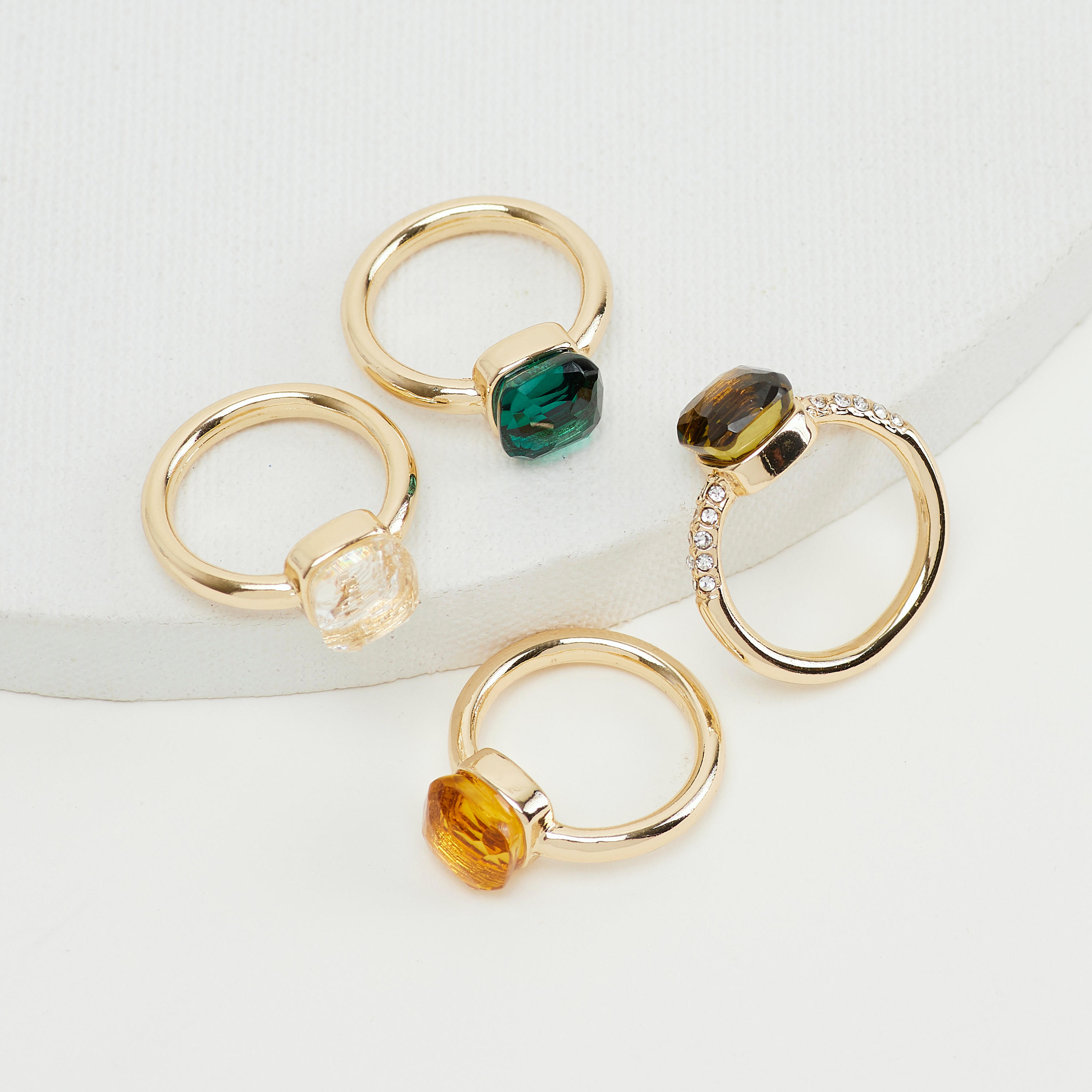 طقم خواتم مزيّنة - 4 قطع-women-watchesandjewellery-jewellery-rings-image-1