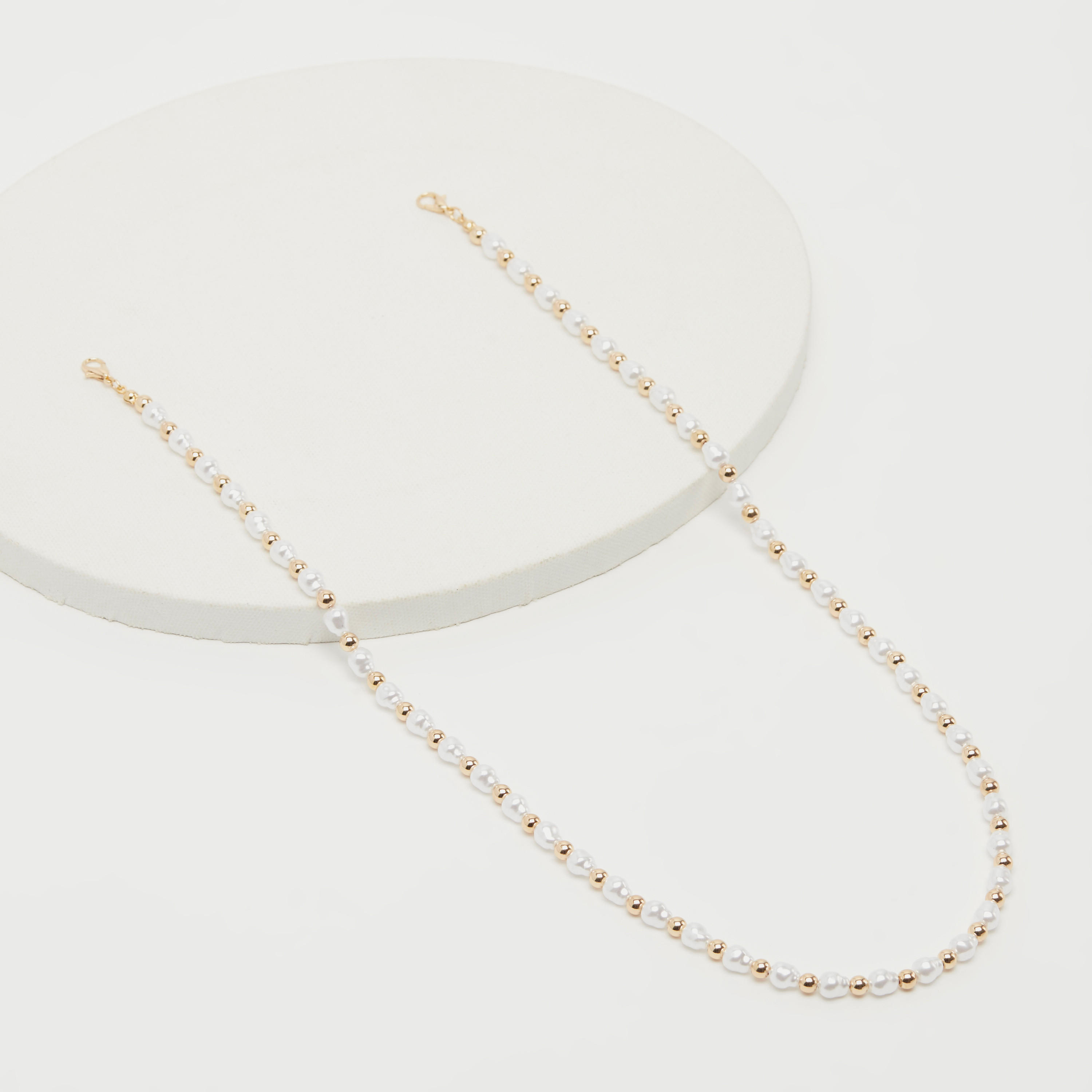 Pearl and Beads Embellished Chain for Face Mask-women-clothingaccessories-novelties-image-2