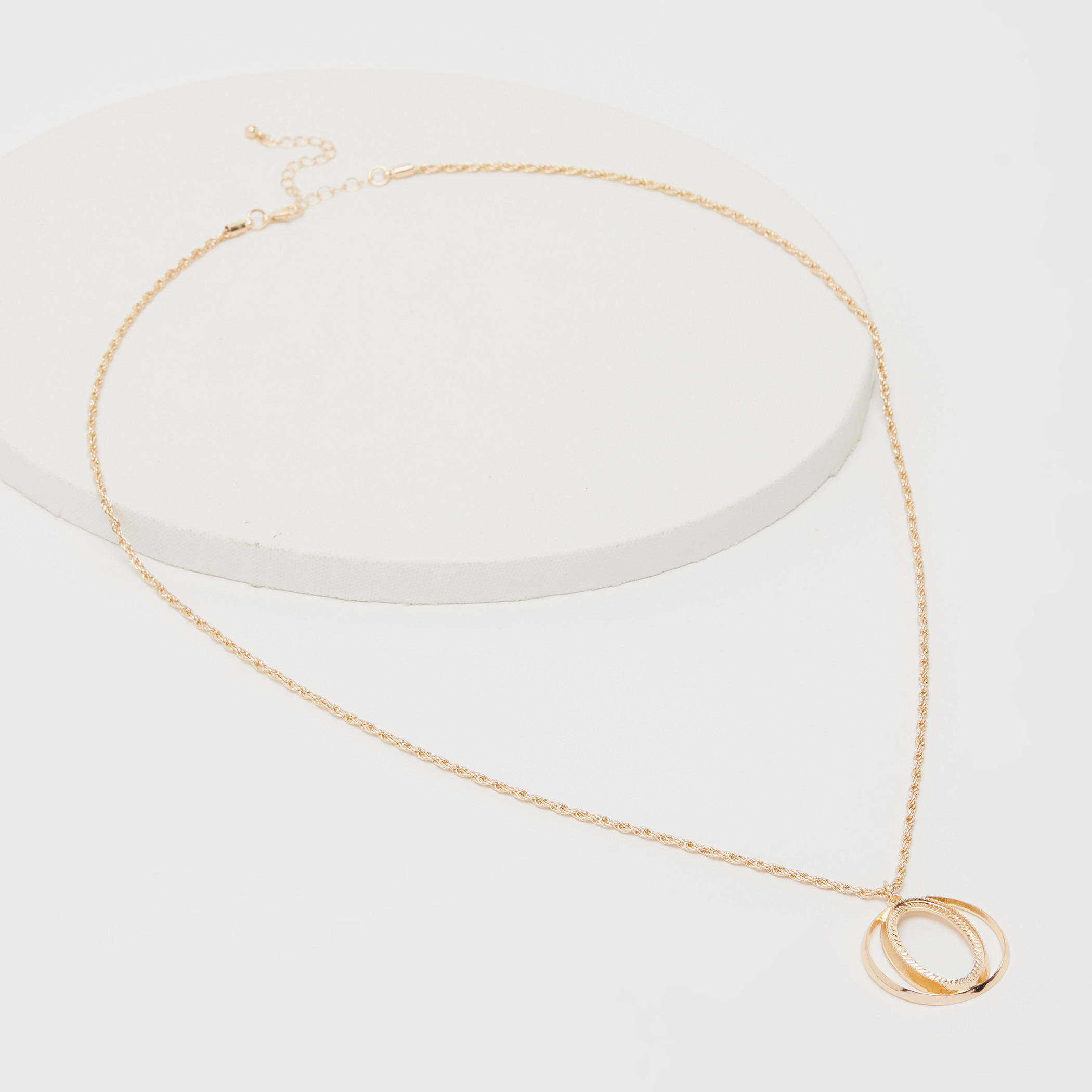 عقد ميتاليك بدلاية مستديرة-women-watchesandjewellery-jewellery-necklacesandpendants-image-4