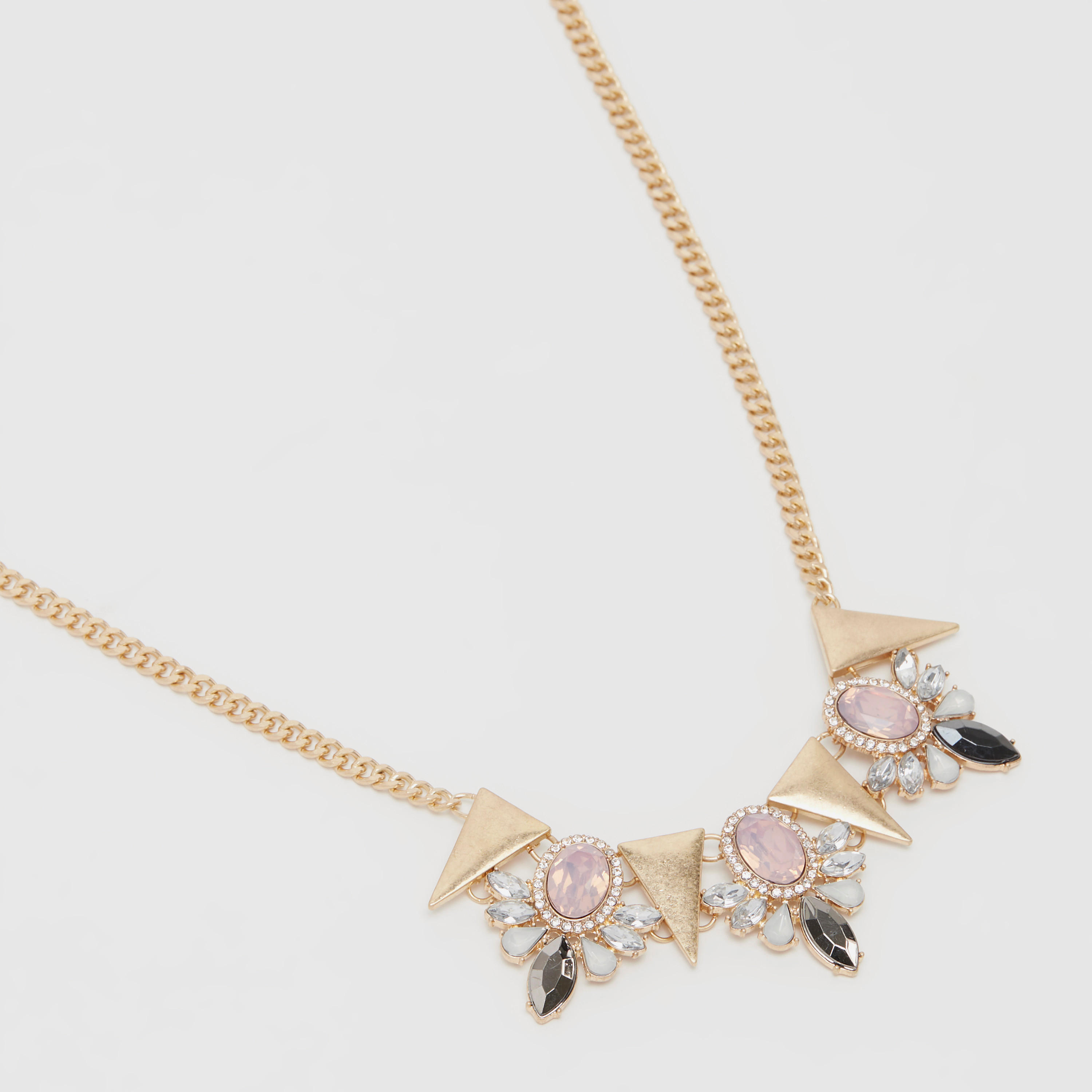 عقد مزيّن بمشبك إغلاق-women-watchesandjewellery-jewellery-necklacesandpendants-image-5