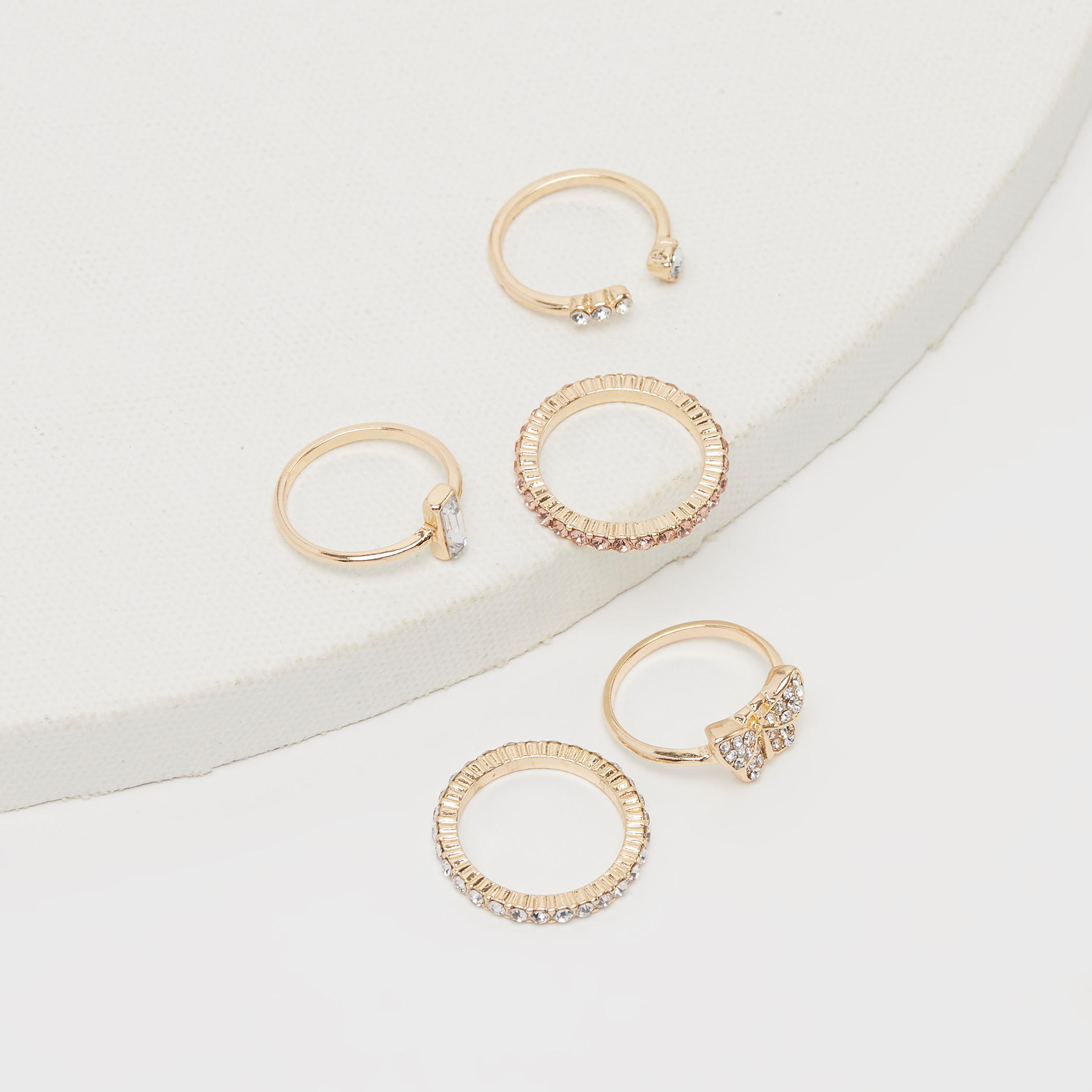 خواتم مزيّنة - طقم من 5-women-watchesandjewellery-jewellery-rings-image-1