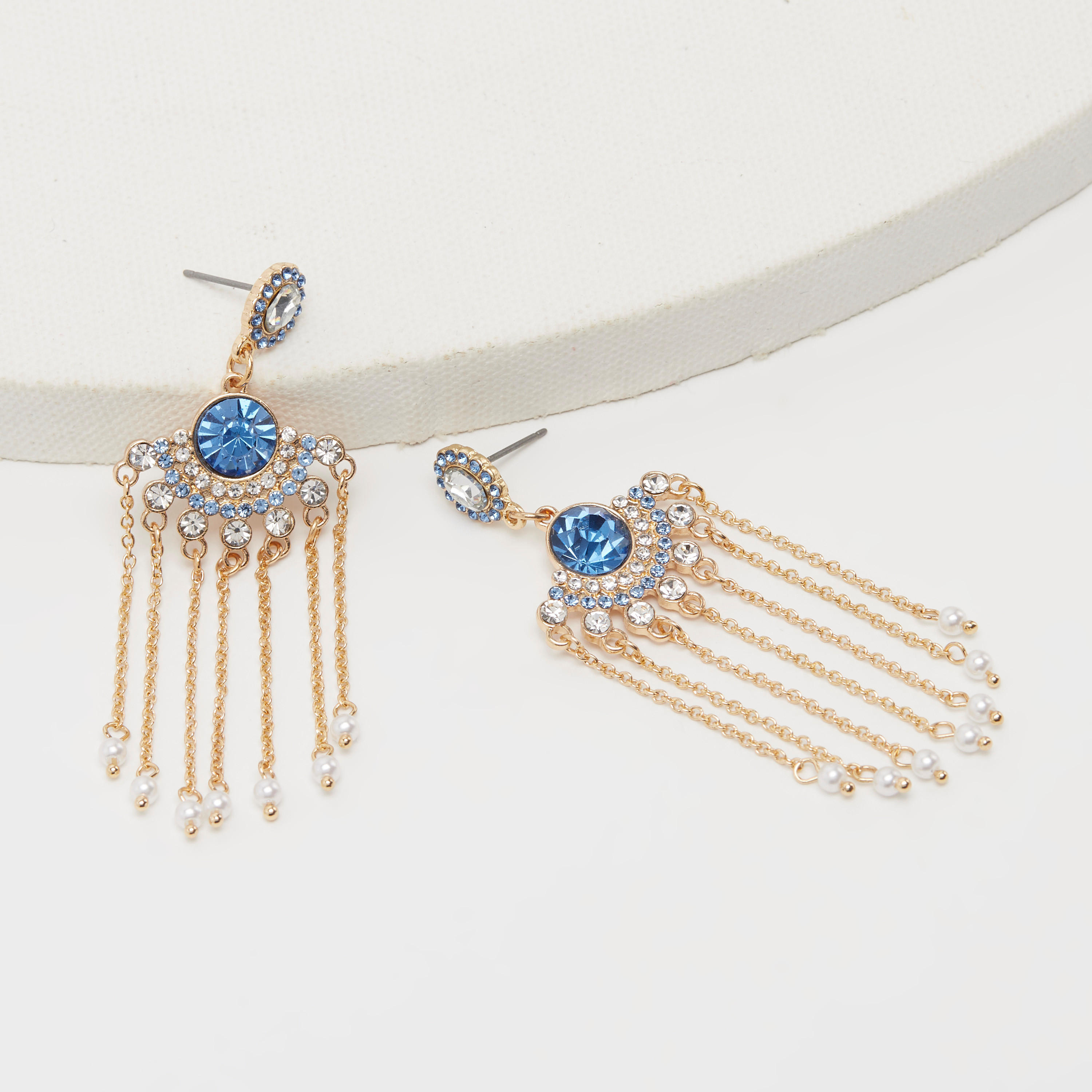 حلق متدليّ مزيّن بمكبس إغلاق خلفي-women-watchesandjewellery-jewellery-earrings-image-3