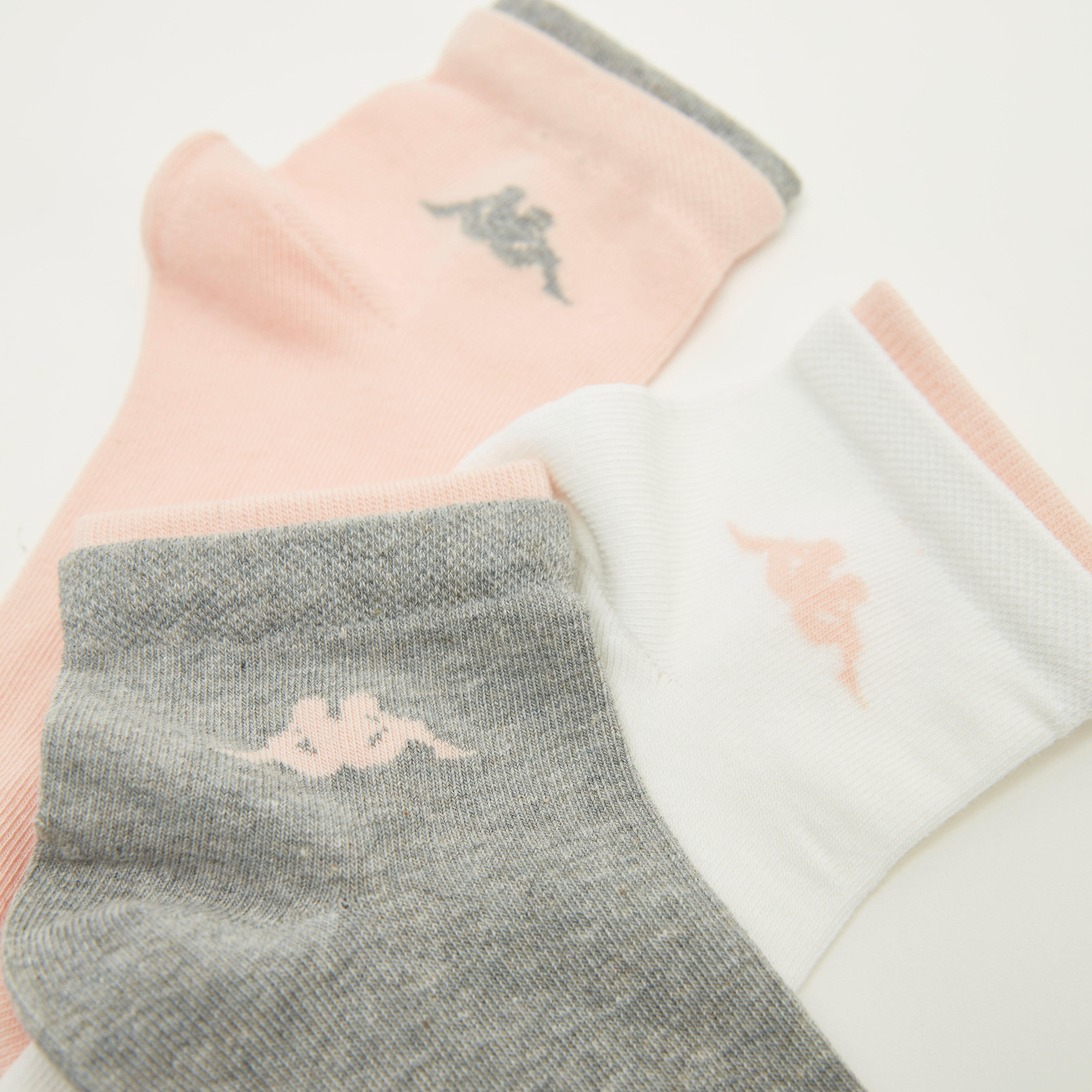 جوارب بطول الكاحل بحواف مضلعة وطبعات - طقم من 3-women-socksandstockings-image-3