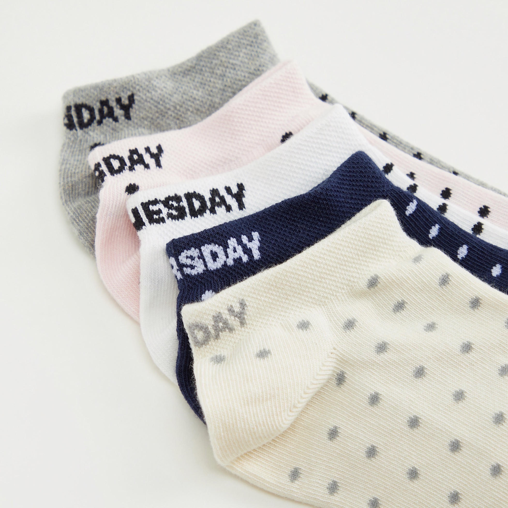 جوارب بطول الكاحل وطبعات ويكداي - طقم من 5-women-socksandstockings-image-3