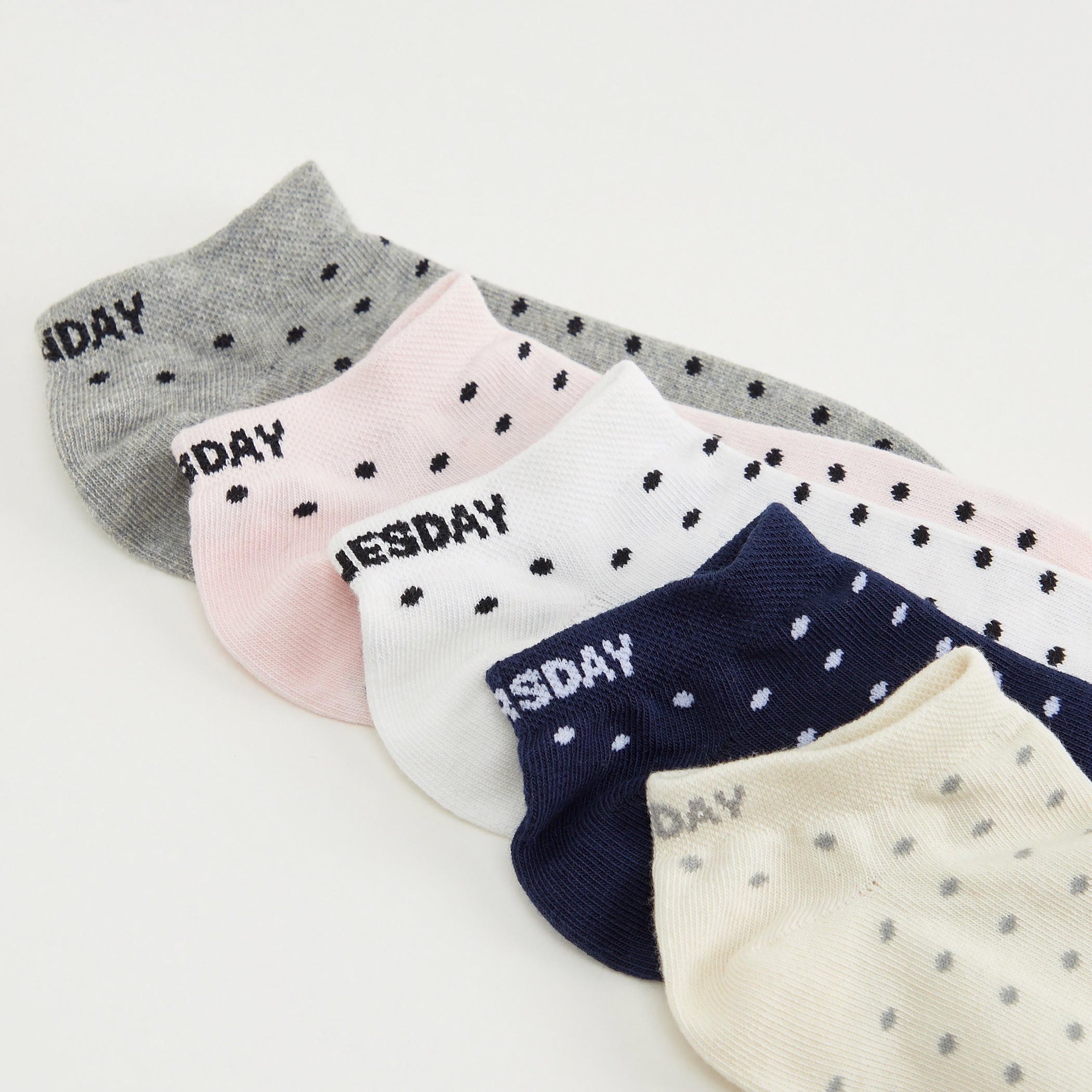 جوارب بطول الكاحل وطبعات ويكداي - طقم من 5-women-socksandstockings-image-4