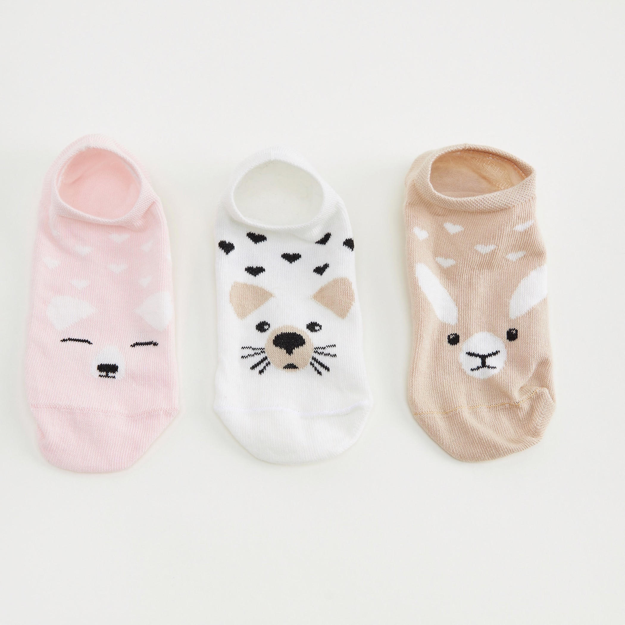 جوارب غير مرئيّة بطبعات قطة - طقم من 3-women-socksandstockings-image-4