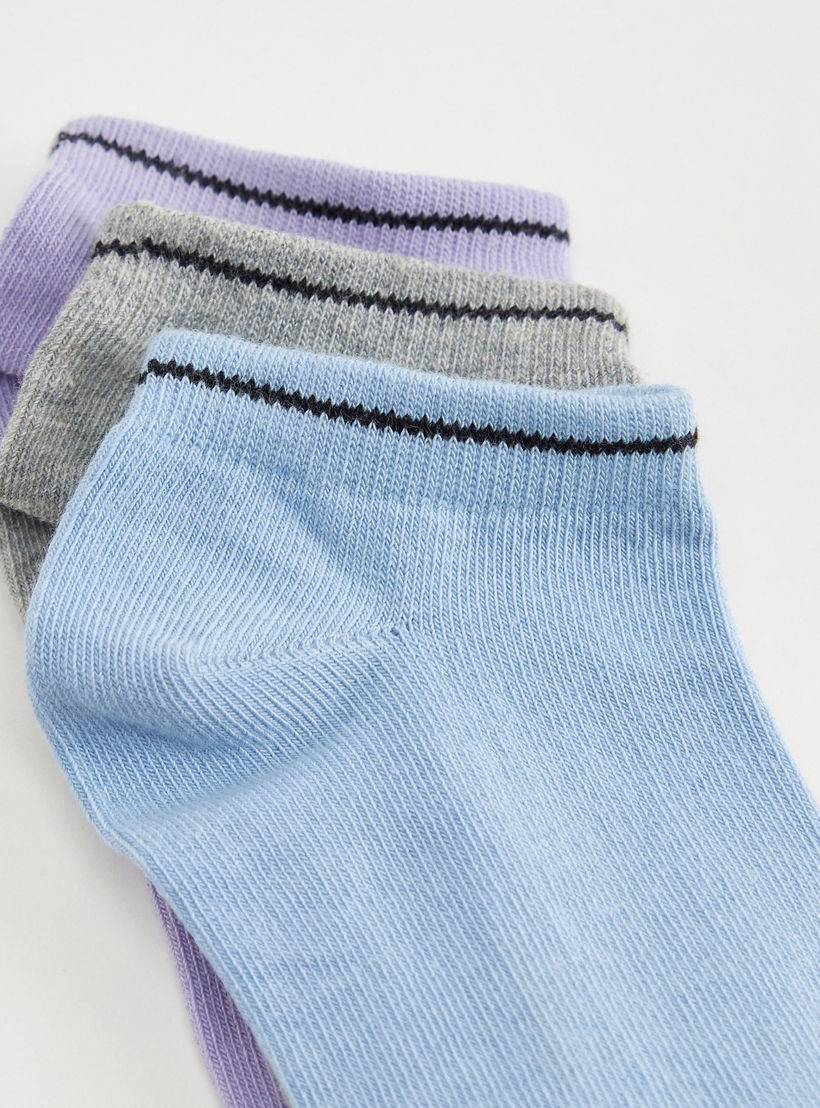 Set of 3 - Solid Ankle Length Yoga Socks-women-socksandstockings-image-3