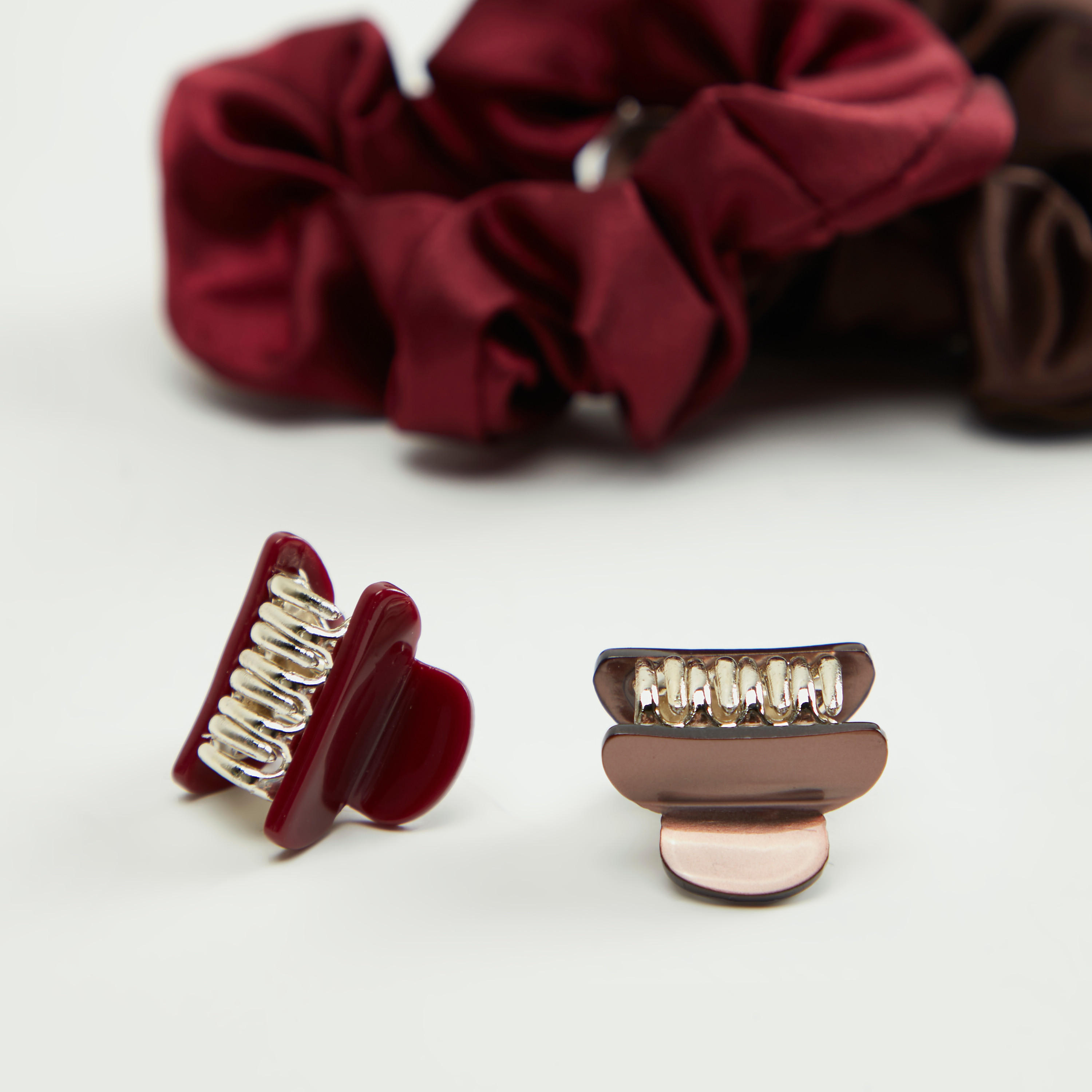طقم ربطة شعر ومشبك من جلوو - 4 قطع-women-hairaccessories-image-2