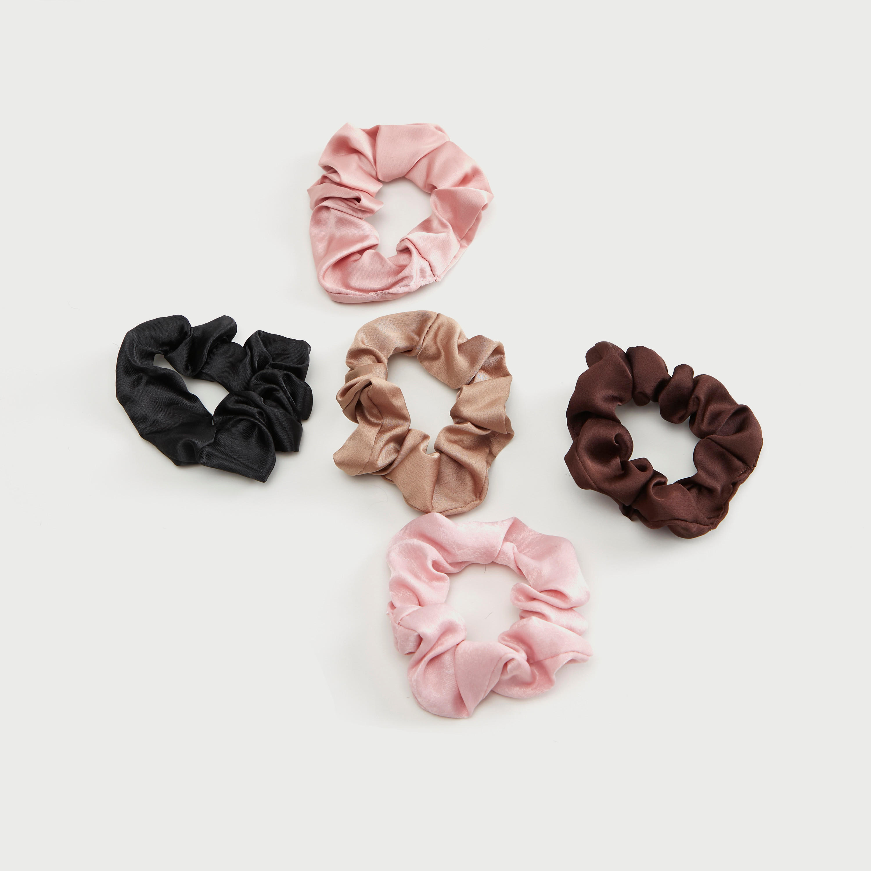 طقم سكرانشي متنوّعة - قطعتين من جلوو-women-hairaccessories-image-2