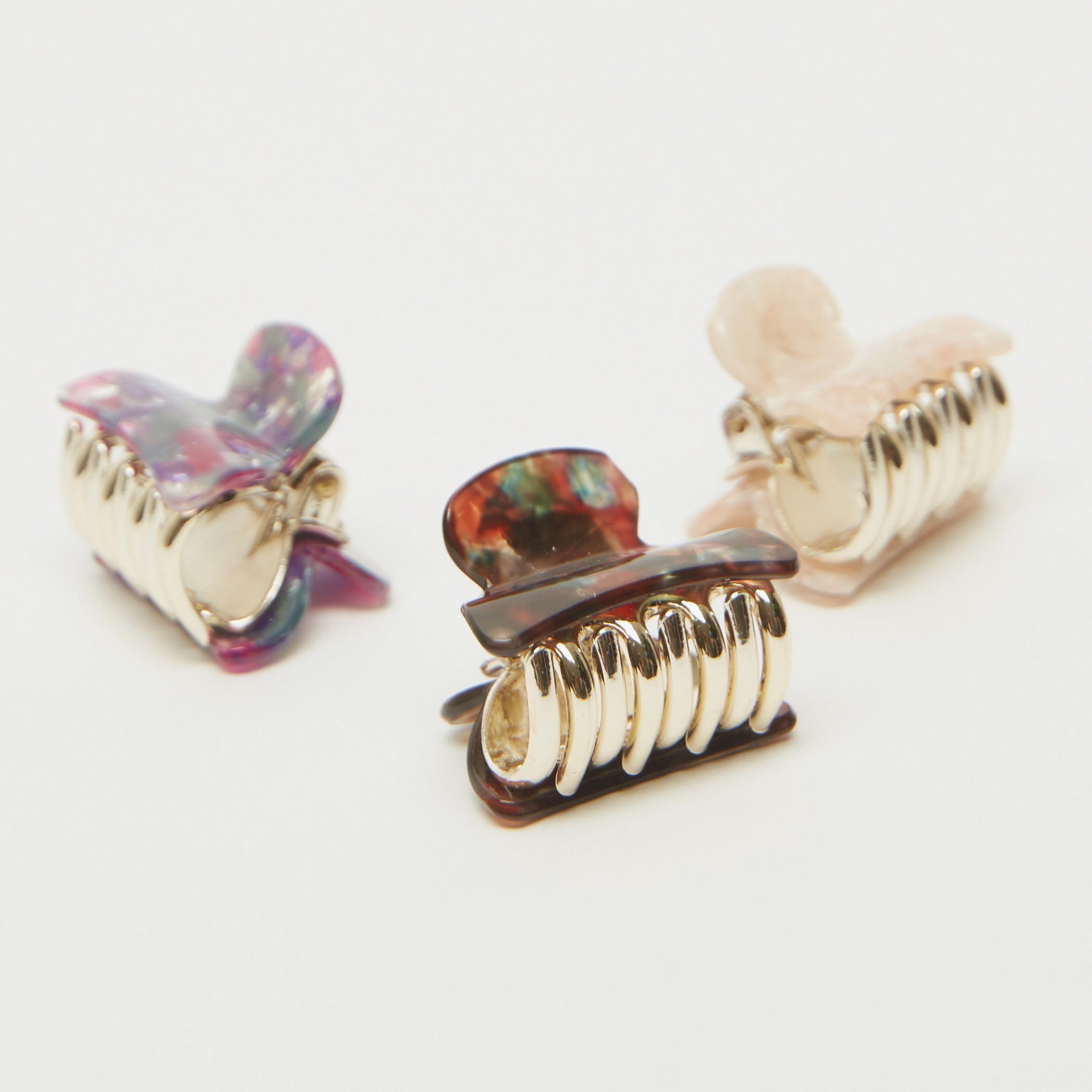 مشابك شعر بارزة الملمس رخاميّة - طقم من 3 قطع-women-hairaccessories-image-4
