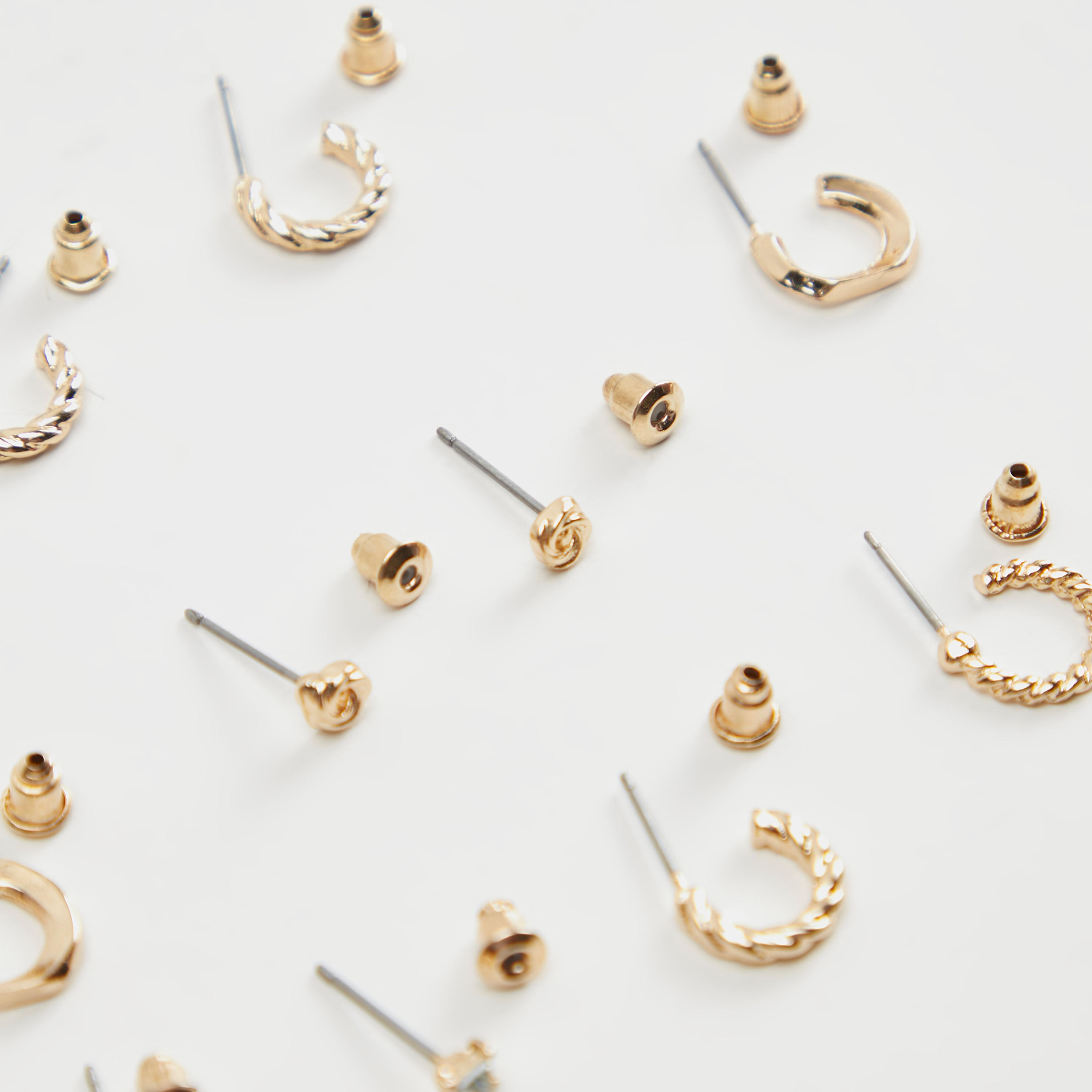 أقراط مزيّنة ومرصعة متنوّعة بمكبس إغلاق خلفي من جلوو - طقم من 6-women-watchesandjewellery-jewellery-earrings-image-4
