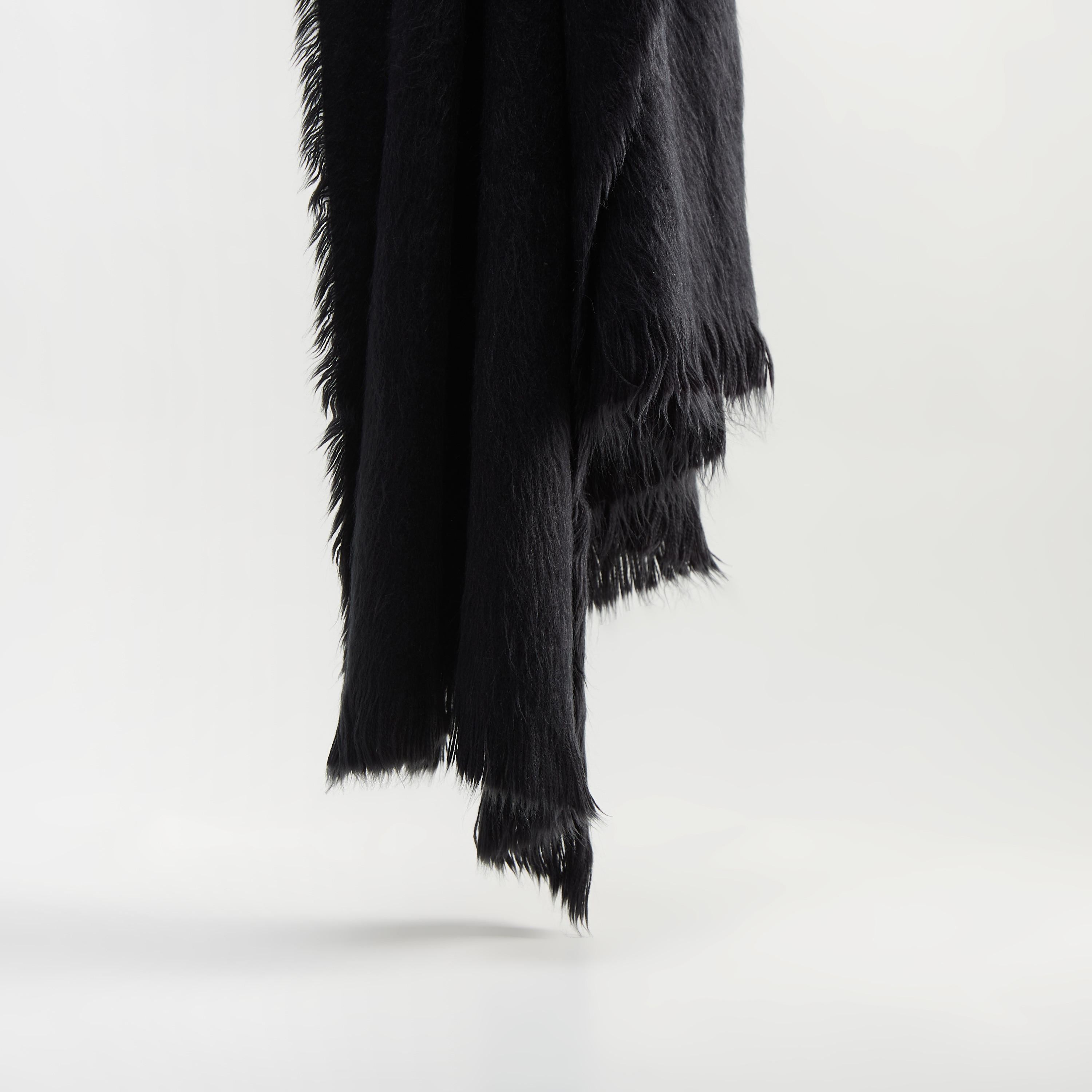 وشاح مخملي بارز الملمس-women-clothingaccessories-scarves-image-1