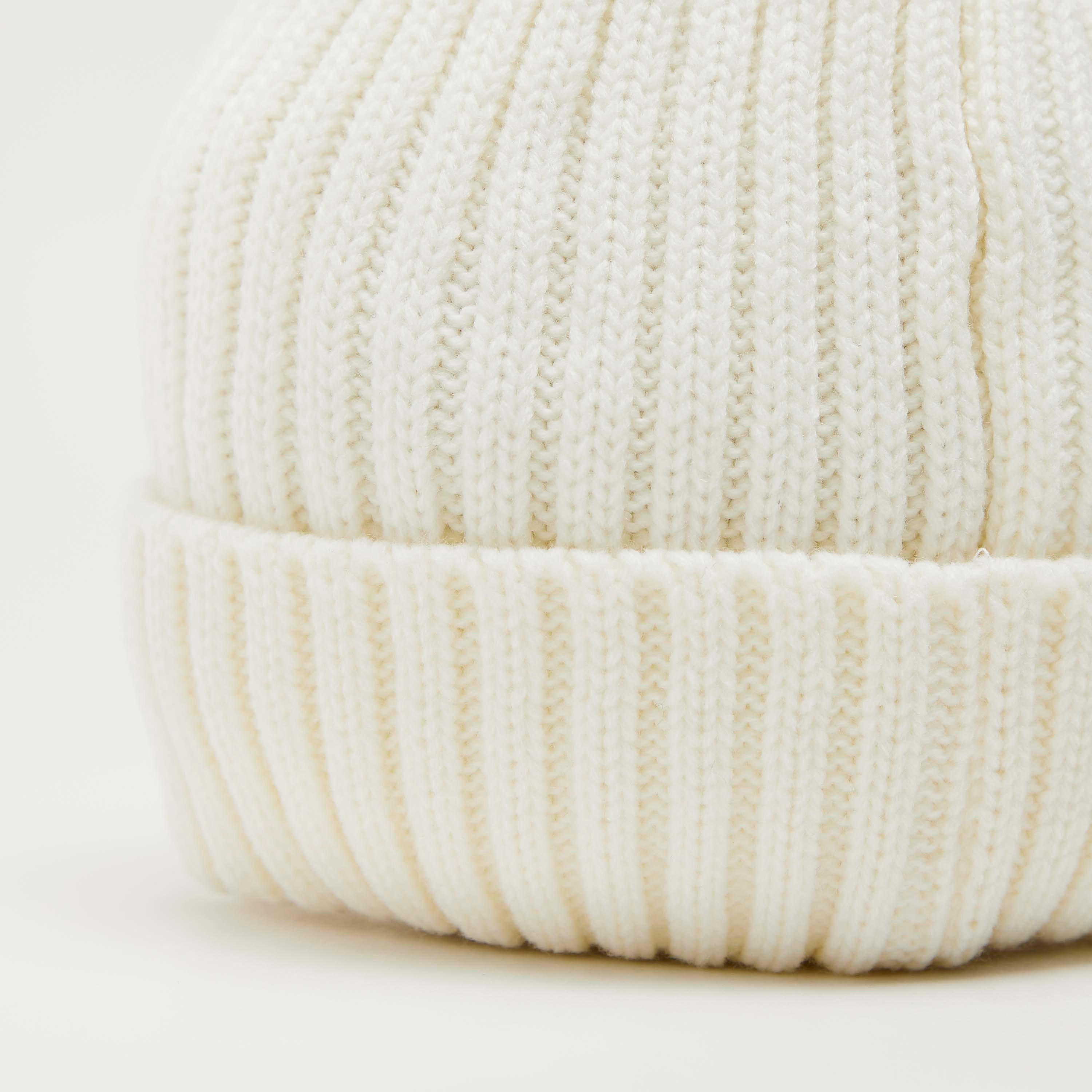كاب بيني مضلّعة-women-clothingaccessories-capsandhats-image-2