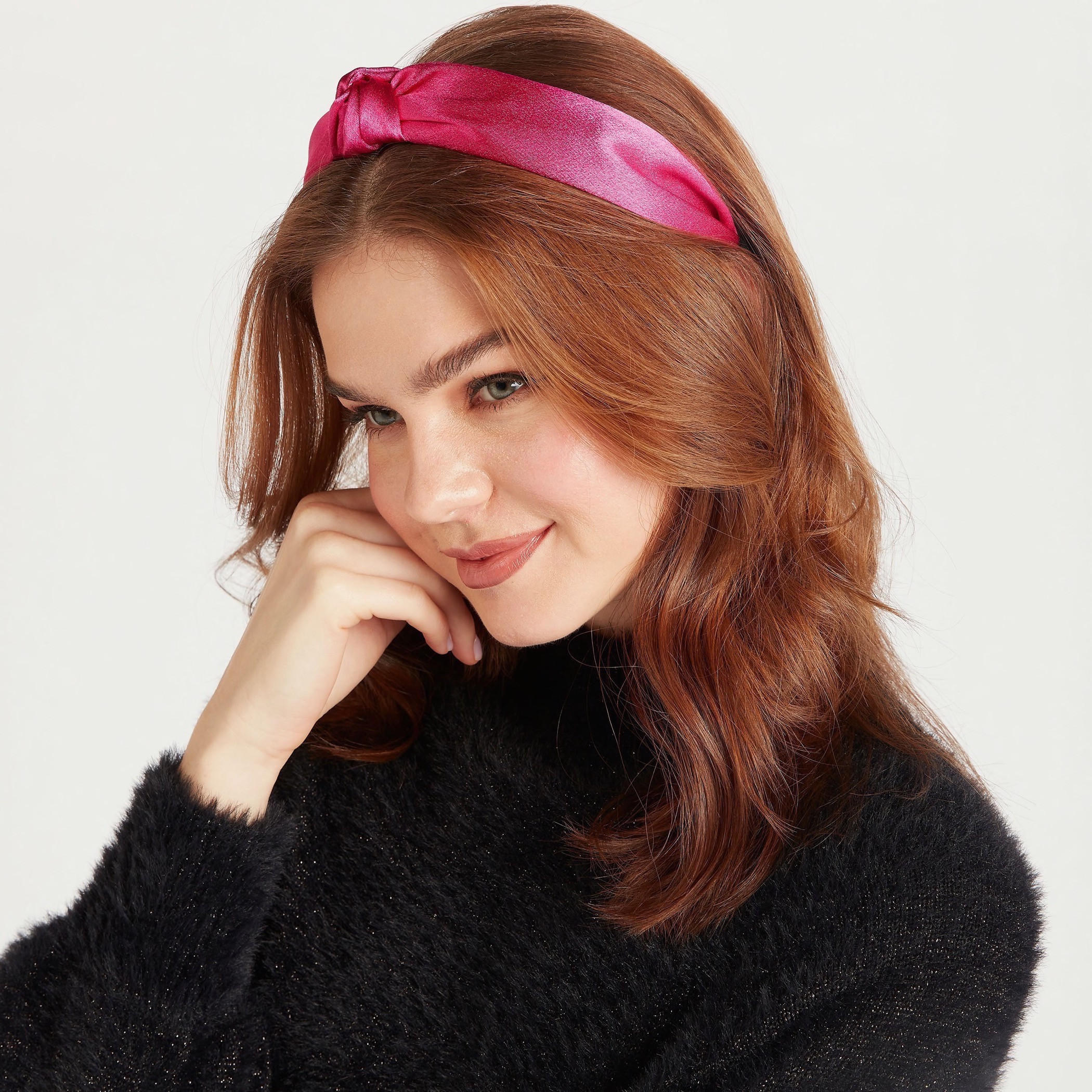 شريطة رأس سادة بتفاصيل ضفيرة-women-hairaccessories-image-4