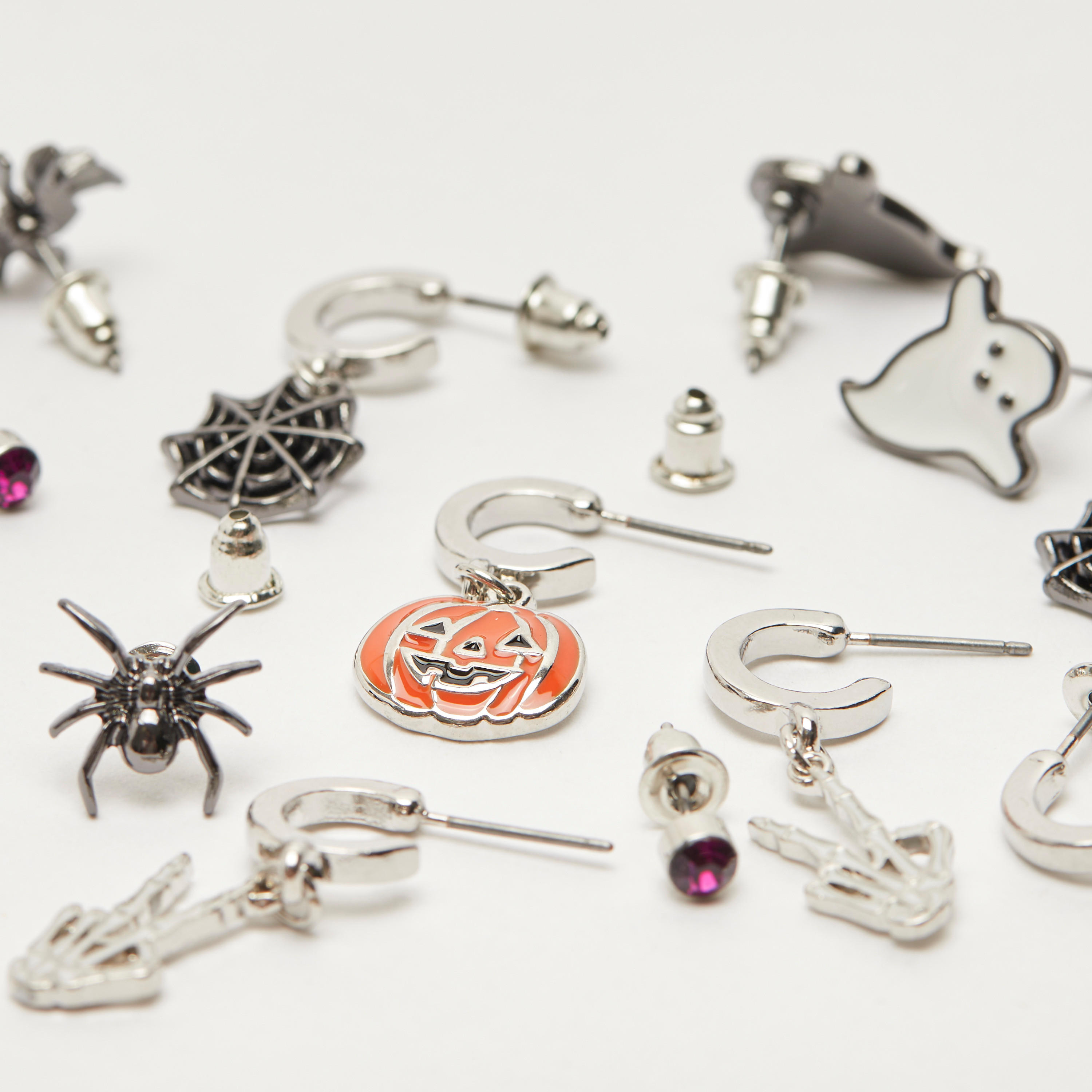 Set of 6 - Assorted Earrings with Pushback Closure-women-watchesandjewellery-jewellery-earrings-image-4