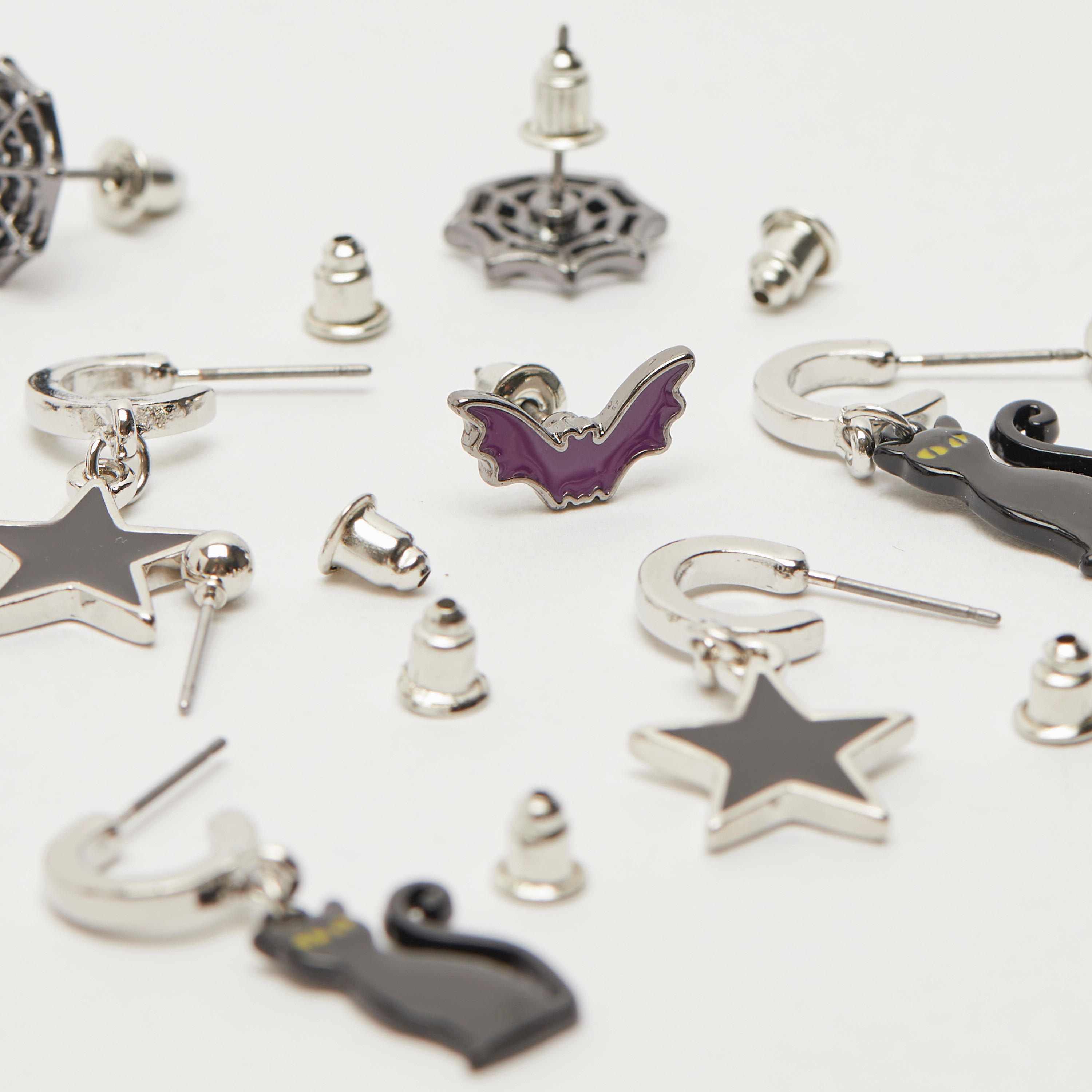 أقواط هالووين متنوّعة بمكبس إغلاق خلفي- طقم من 6-women-watchesandjewellery-jewellery-earrings-image-2