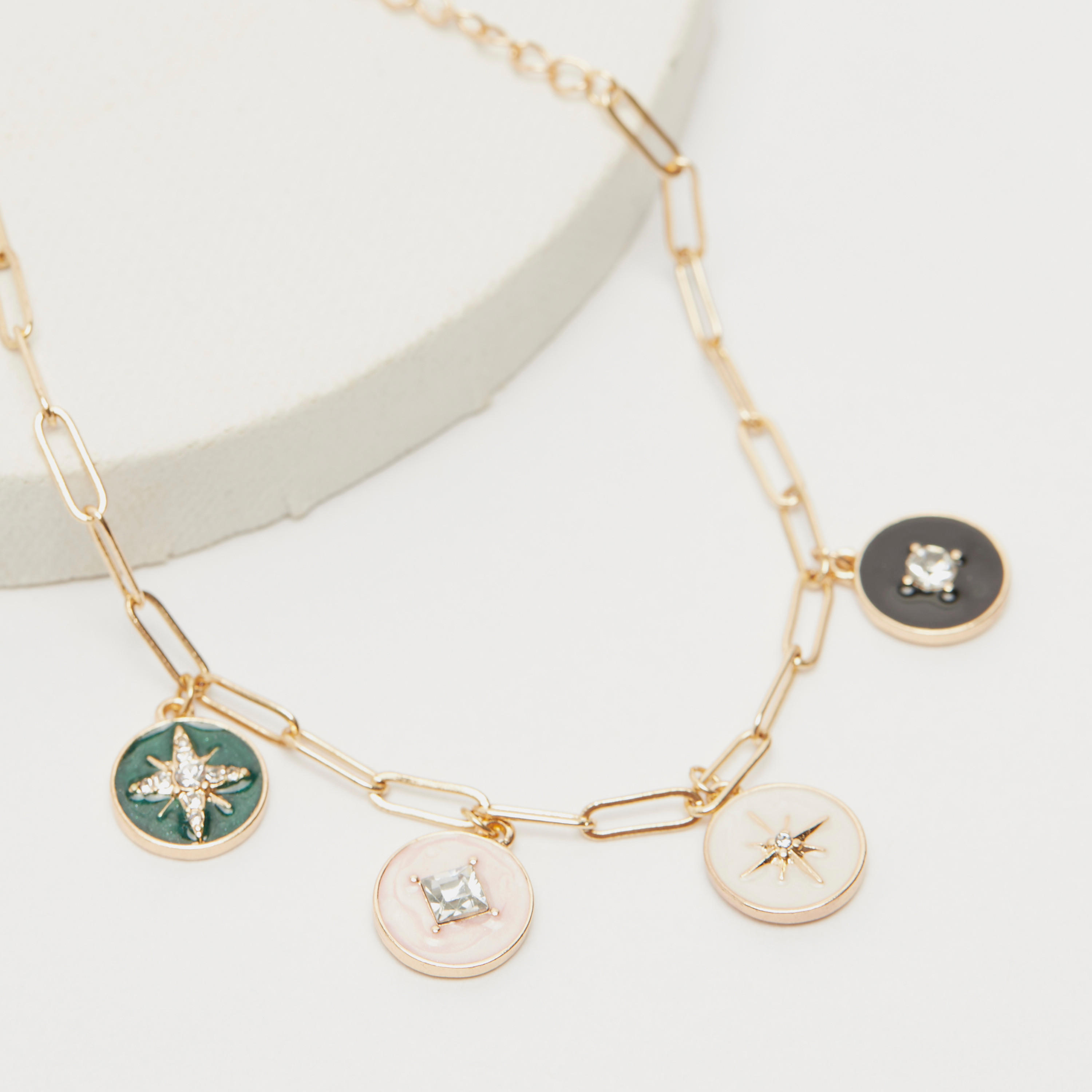قلادة سلسلة بدلّاية ميتاليك ومشبك إغلاق-women-watchesandjewellery-jewellery-banglesandbracelets-image-2