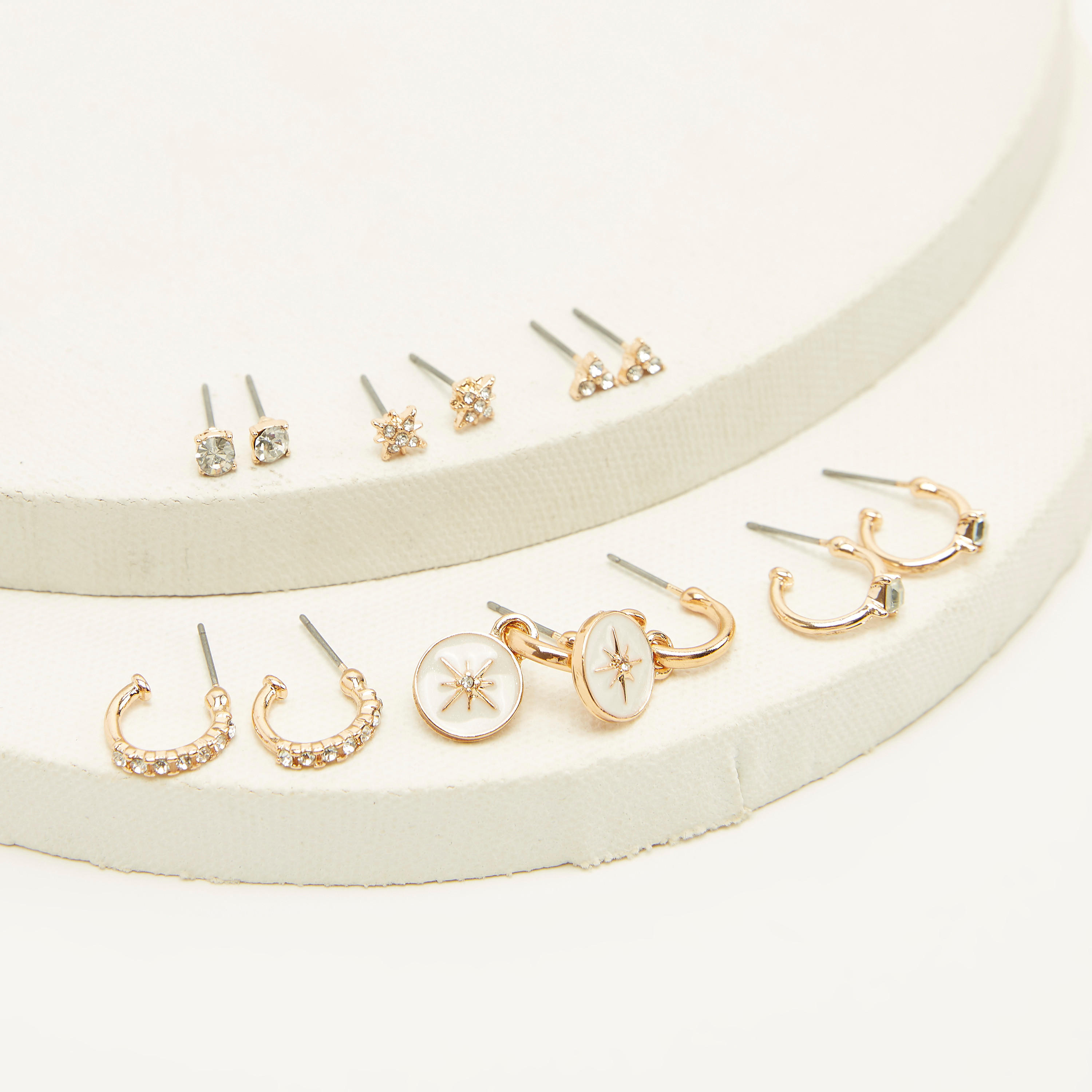 حلق مرصّع بتزيينات ومكبس إغلاق خلفي - طقم من 6 زوجا-women-watchesandjewellery-jewellery-earrings-image-2