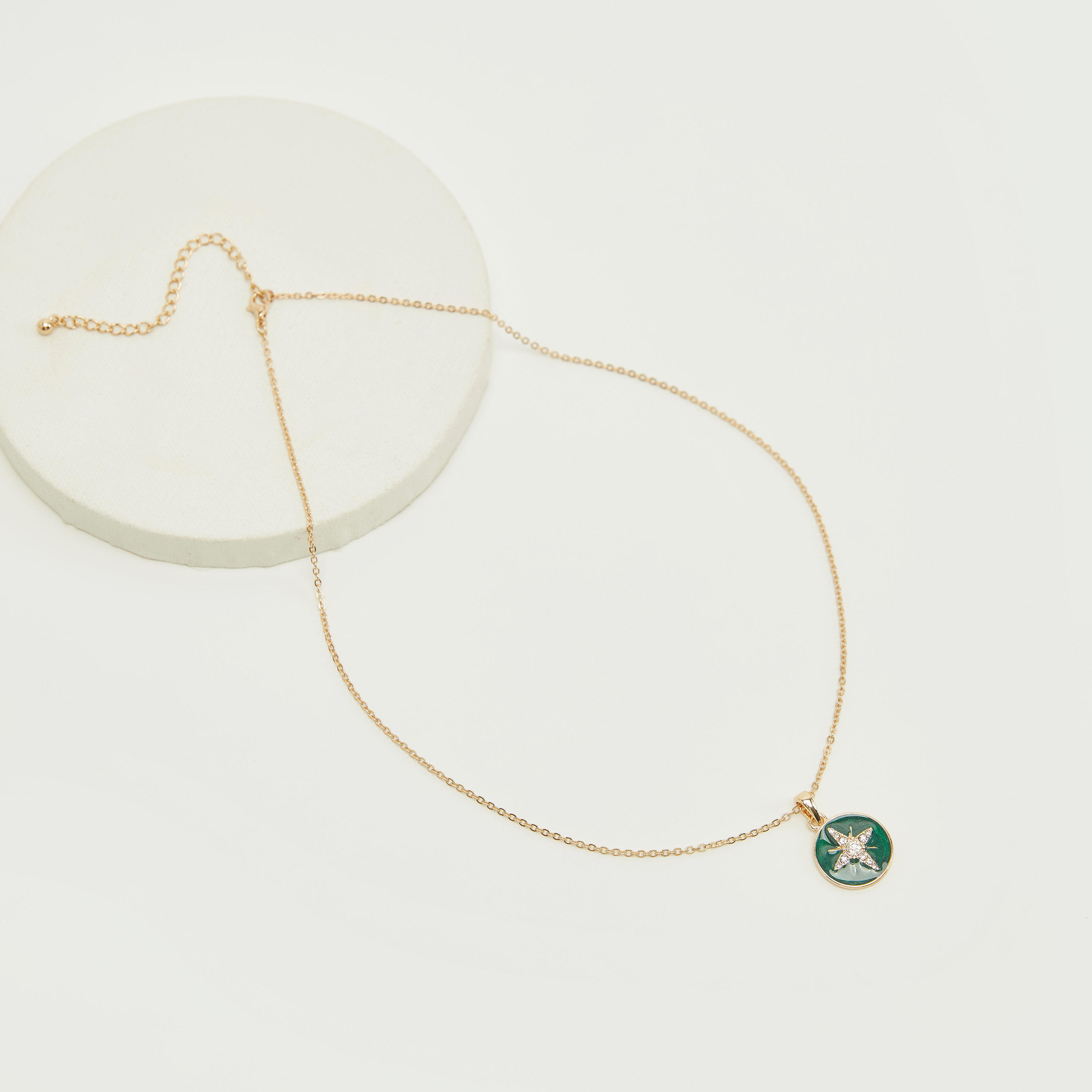 قلادة سلسلة بدلّاية مزينة ومشبك إغلاق-women-watchesandjewellery-jewellery-necklacesandpendants-image-4