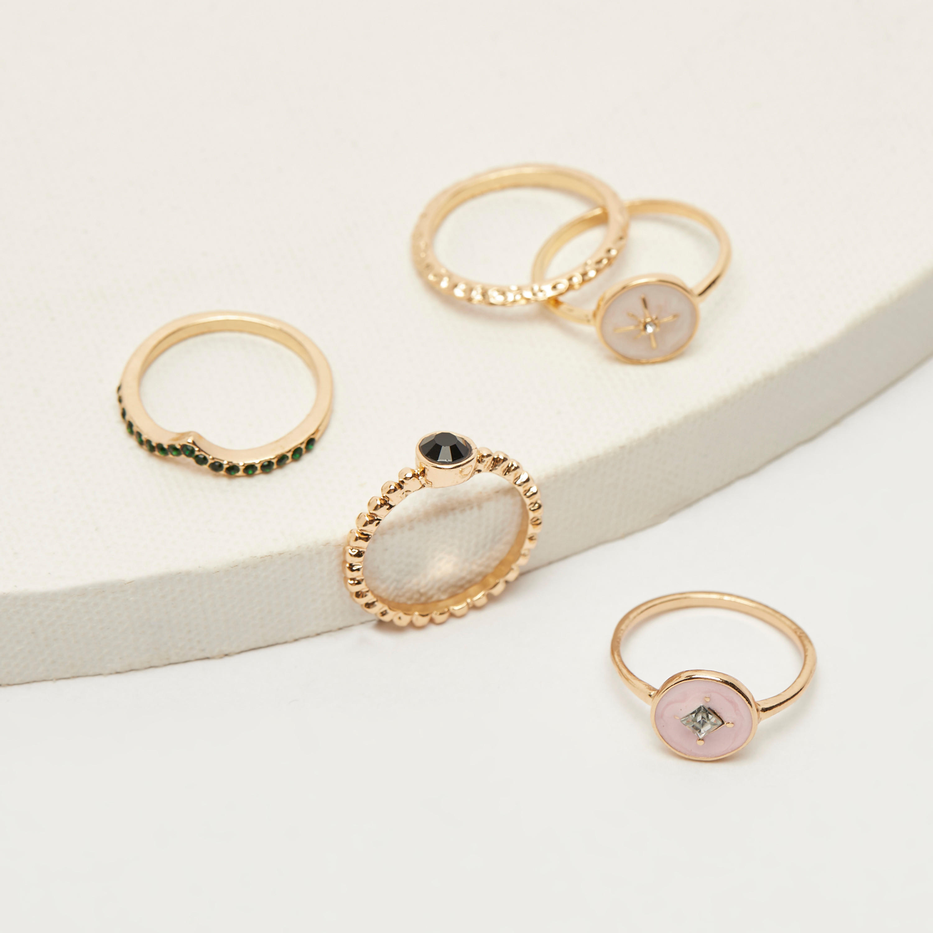 طقم خواتم مزيّنة - 5 قطع-women-watchesandjewellery-jewellery-rings-image-1