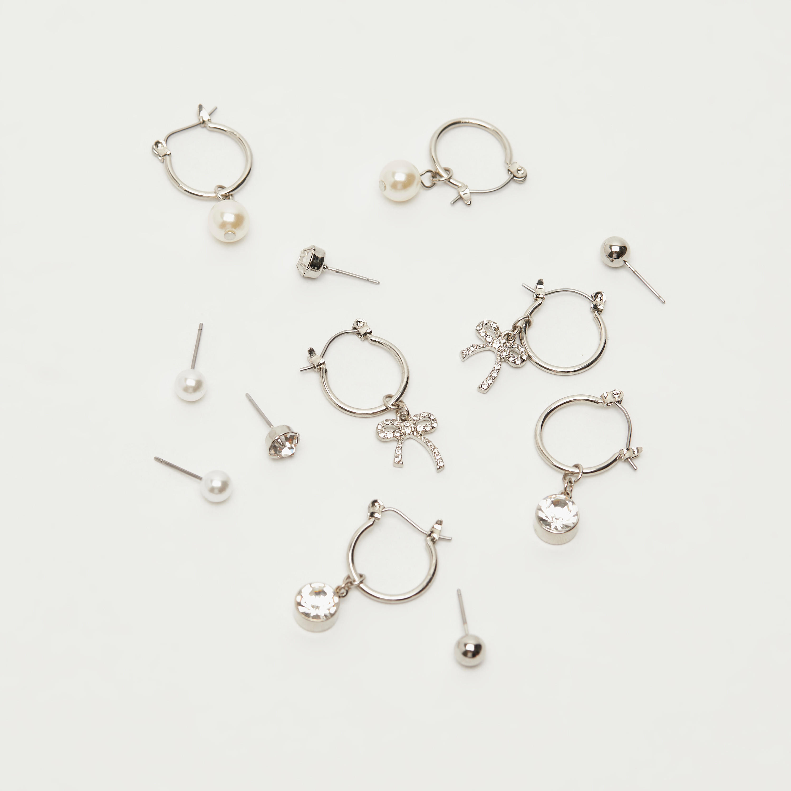 أقراط بتزيينات متنوعة - طقم من 6-women-watchesandjewellery-jewellery-earrings-image-2