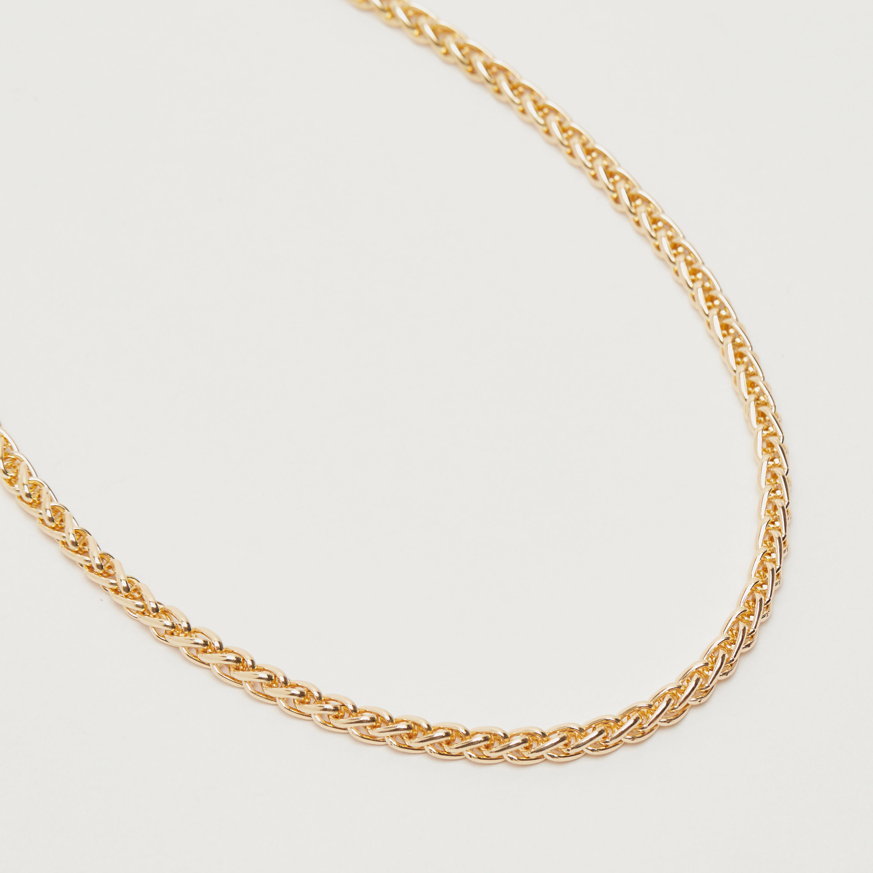 عقد بسلسلة ميتاليك ومشبك إغلاق-women-watchesandjewellery-jewellery-necklacesandpendants-image-1