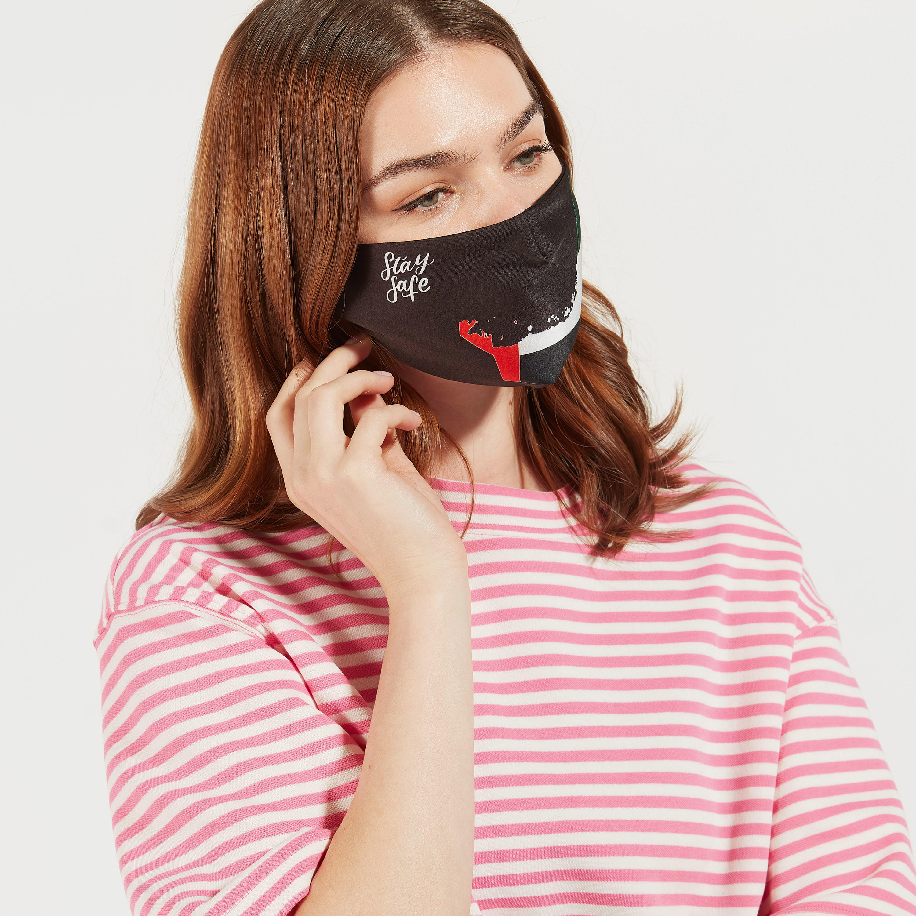 قناع وجه بحلقات أذن مطّاطيّة وطبعات-women-clothingaccessories-fashionmasks-image-4