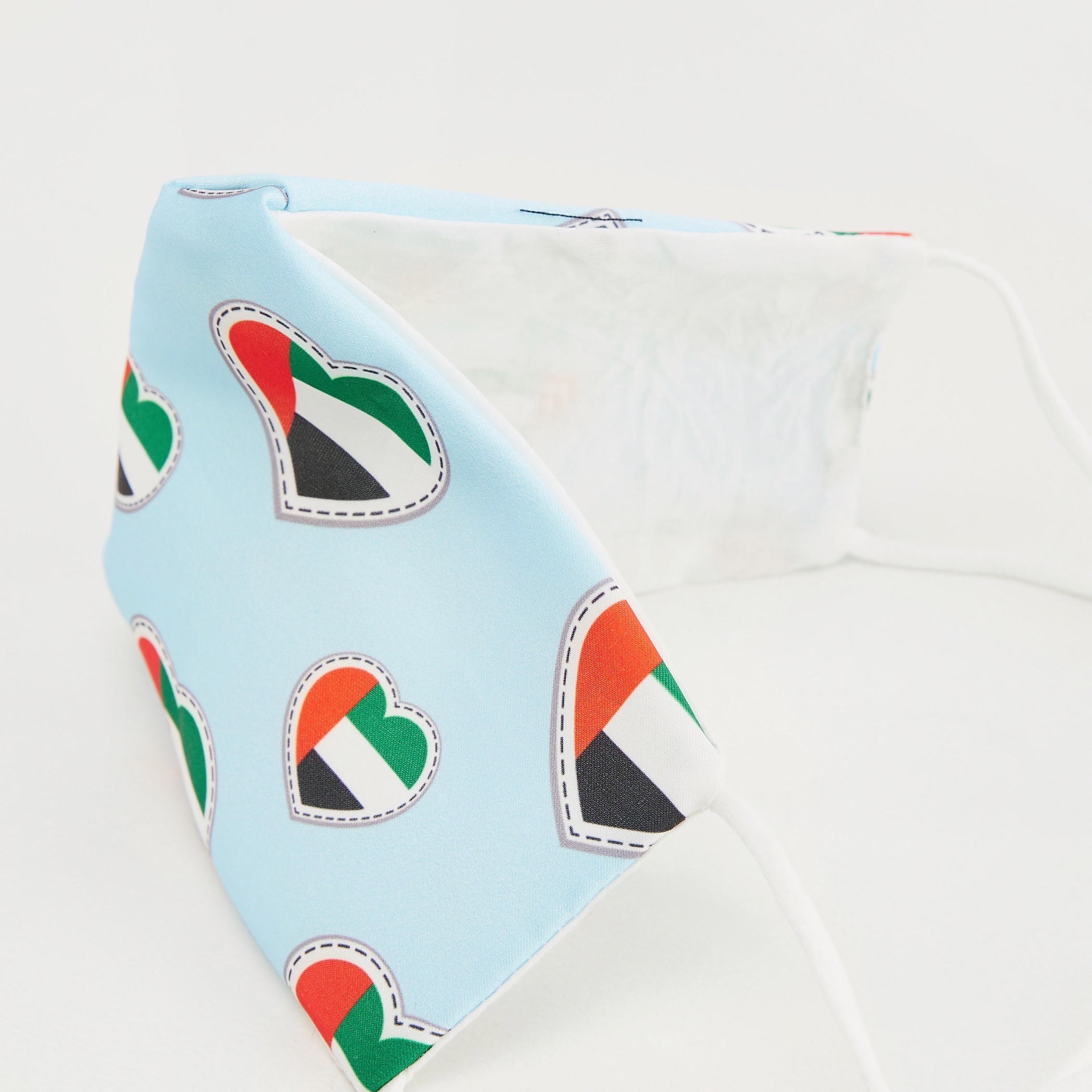 قناع وجه بحلقات أذن مطّاطيّة وطبعات ناشيونال داي-women-clothingaccessories-fashionmasks-image-3