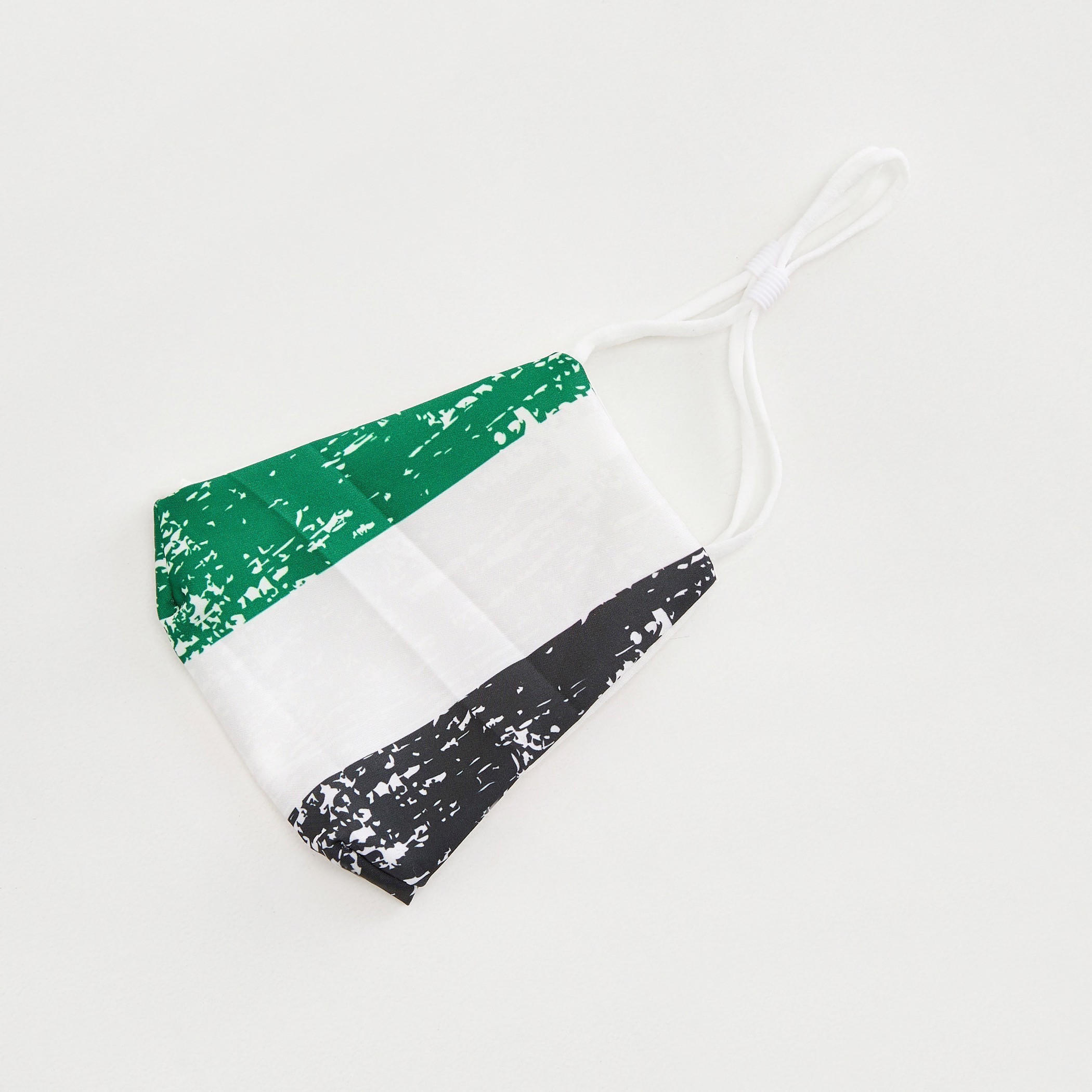 قماع وجه مضادة للغبار بحلقات أذن قابلة للتّعديل وطبعات ناشيونال داي-women-clothingaccessories-fashionmasks-image-1