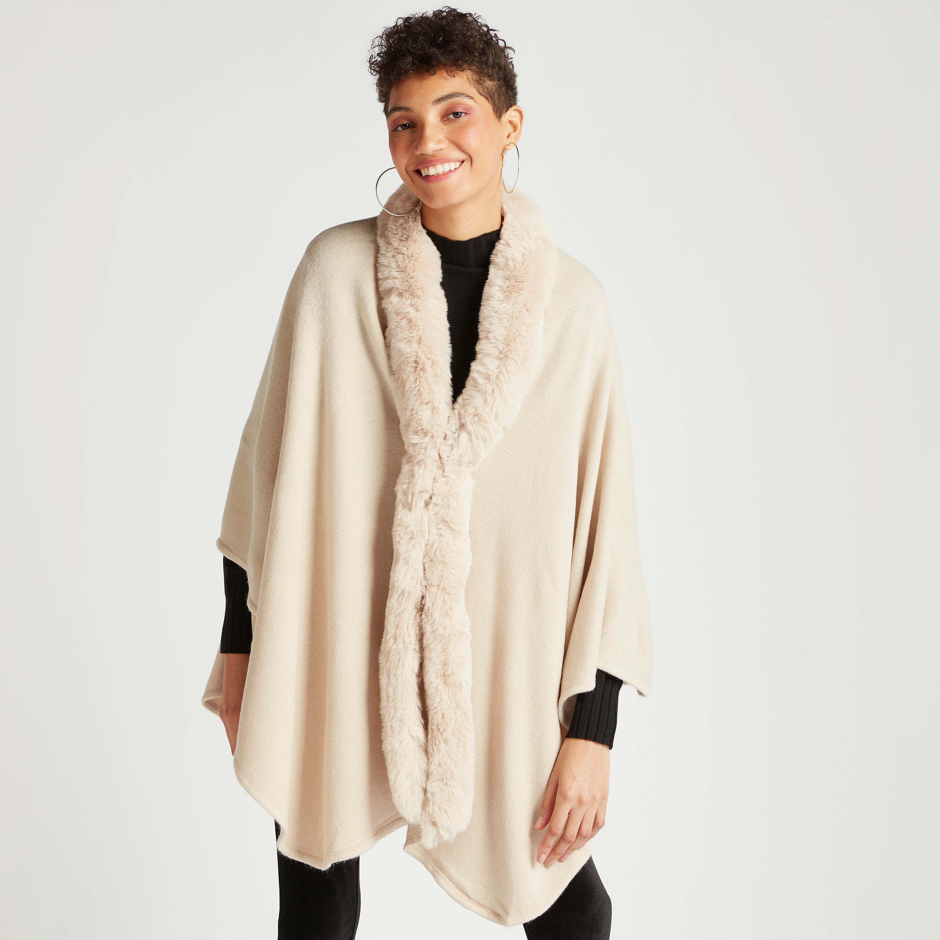 سترة فضفاضة بارزة الملمس مع ياقة من الفرو الصناعي-women-winterwear-coatsandjackets-jackets-image-1