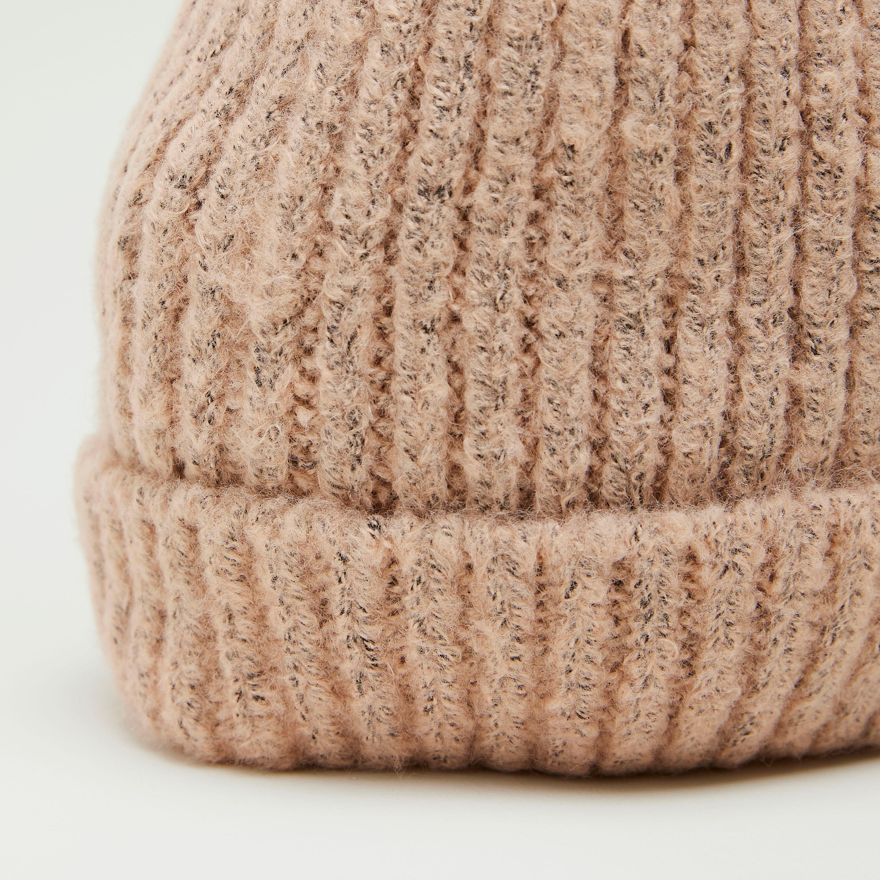 كاب بيني مضلّعة بكرات بوم بوم من الفرو الصناعي-women-clothingaccessories-capsandhats-image-3