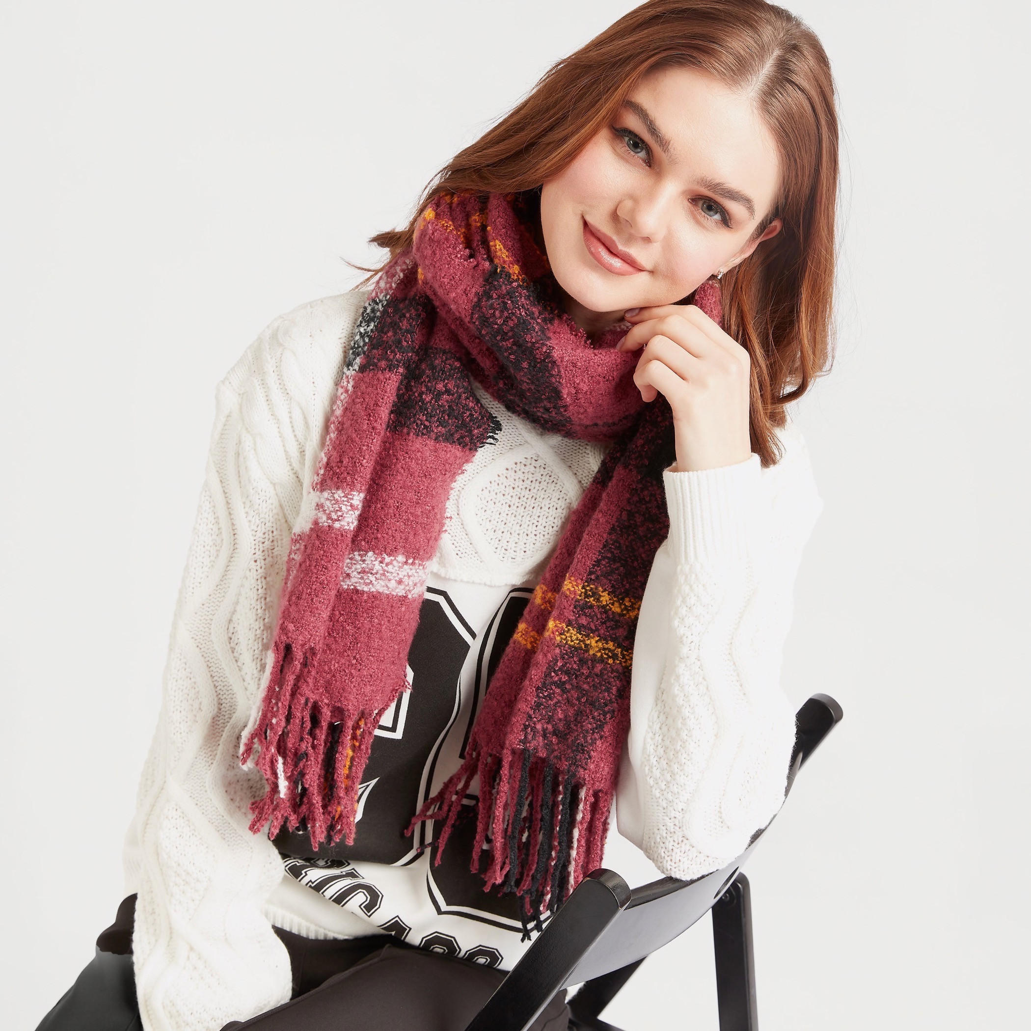 وشاح كاروهات بشراشيب-women-clothingaccessories-scarves-image-4