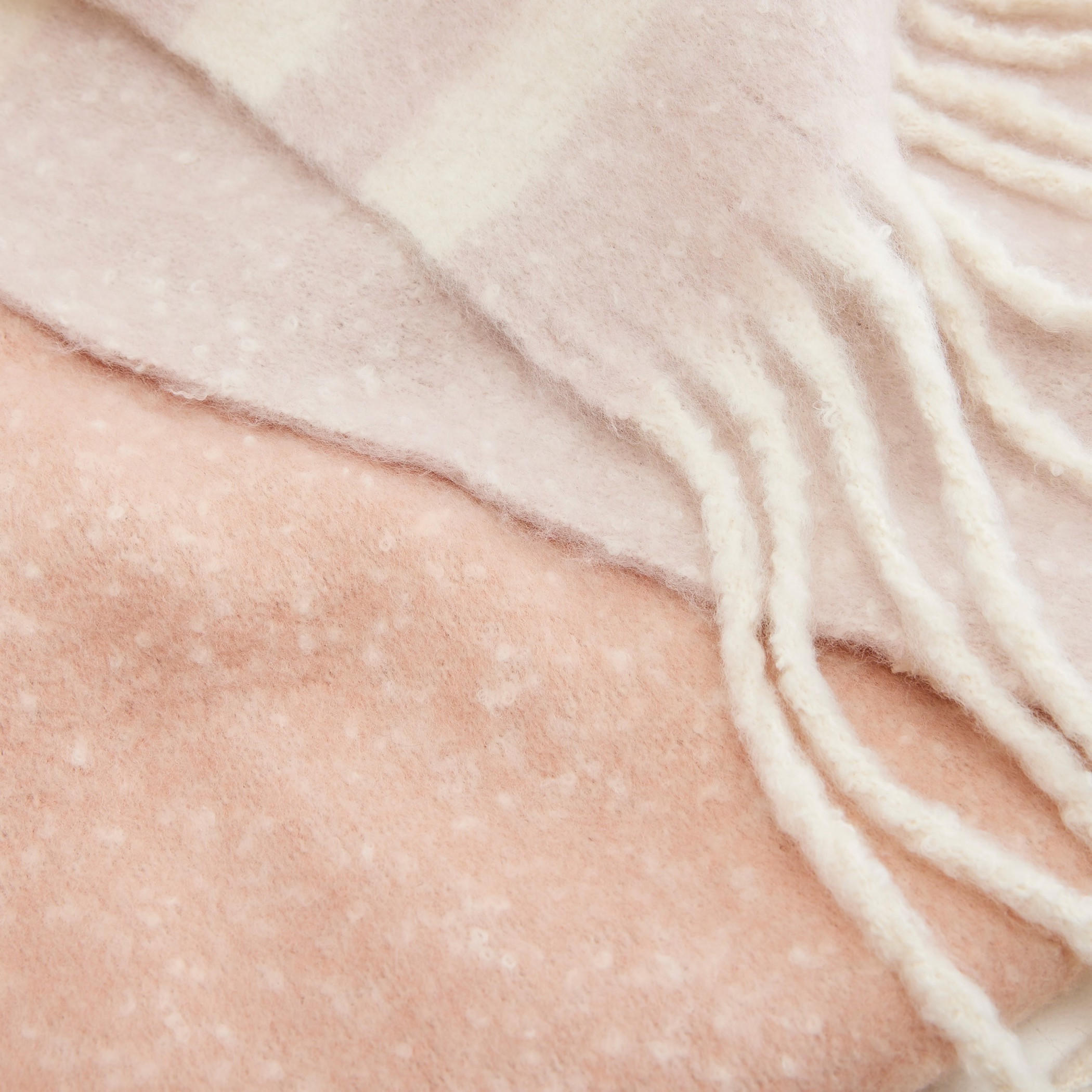 وشاح مخطّط بشراشيب-women-clothingaccessories-scarves-image-4