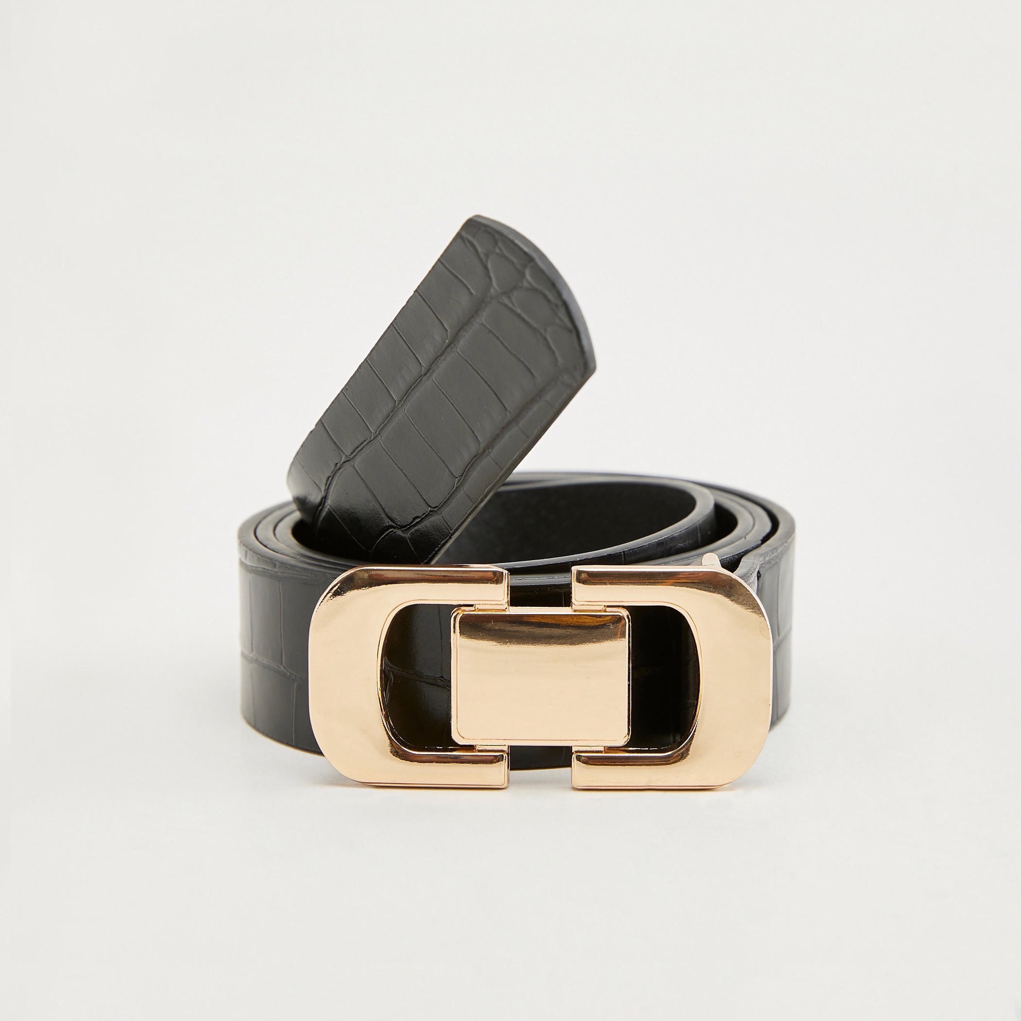 حزام بارز الملمس بتصميم جلد حيوانات وإبزيم إغلاق-women-clothingaccessories-belts-image-1