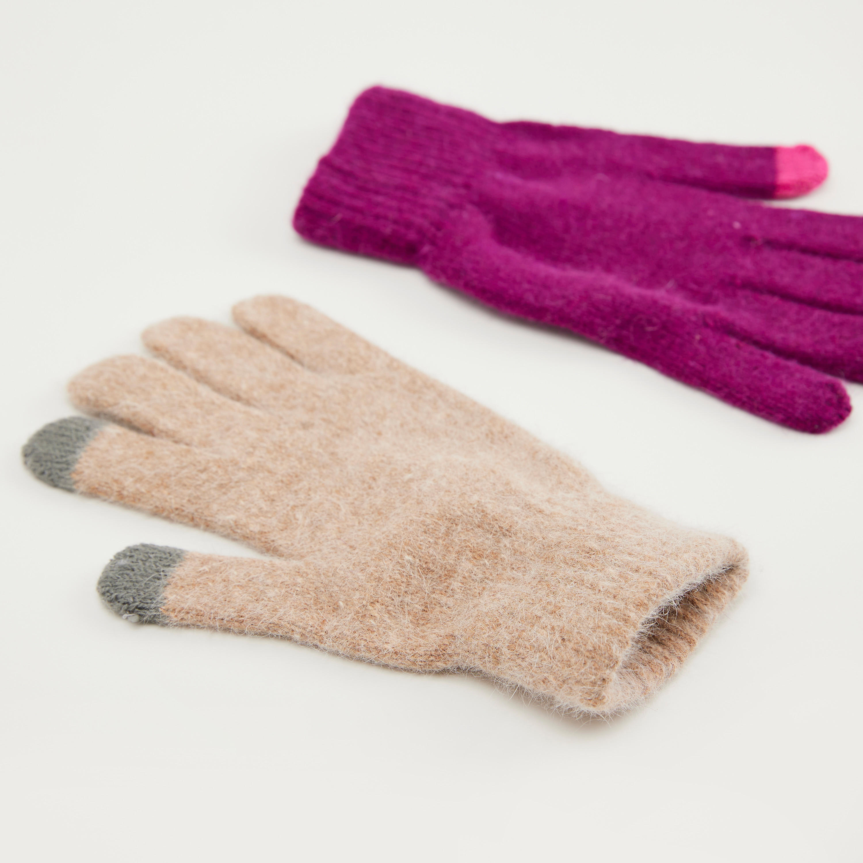 قفازات بارزة الملمس تعمل على شاشات اللمس - طقم من قطعتين-women-clothingaccessories-gloves-image-6