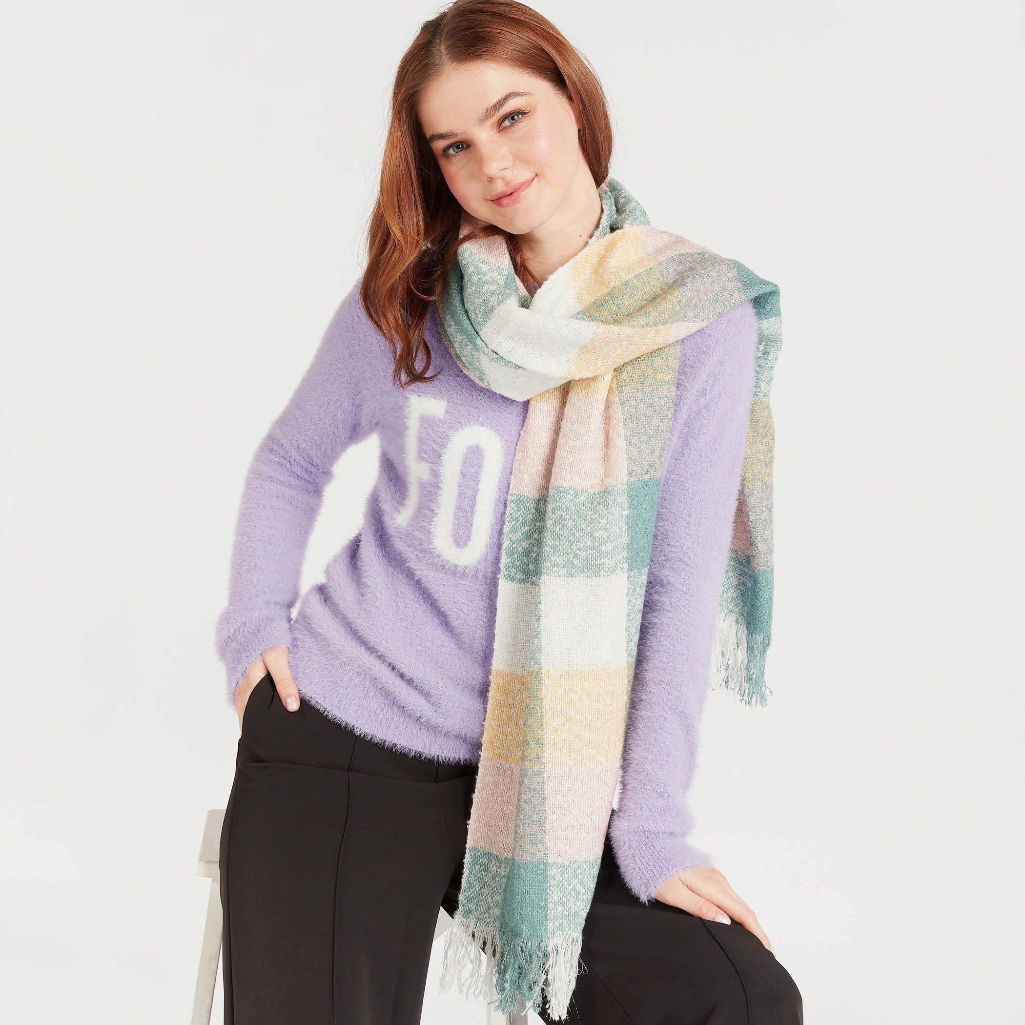 وشاح كاروهات بأطراف مكشكشة-women-clothingaccessories-scarves-image-3