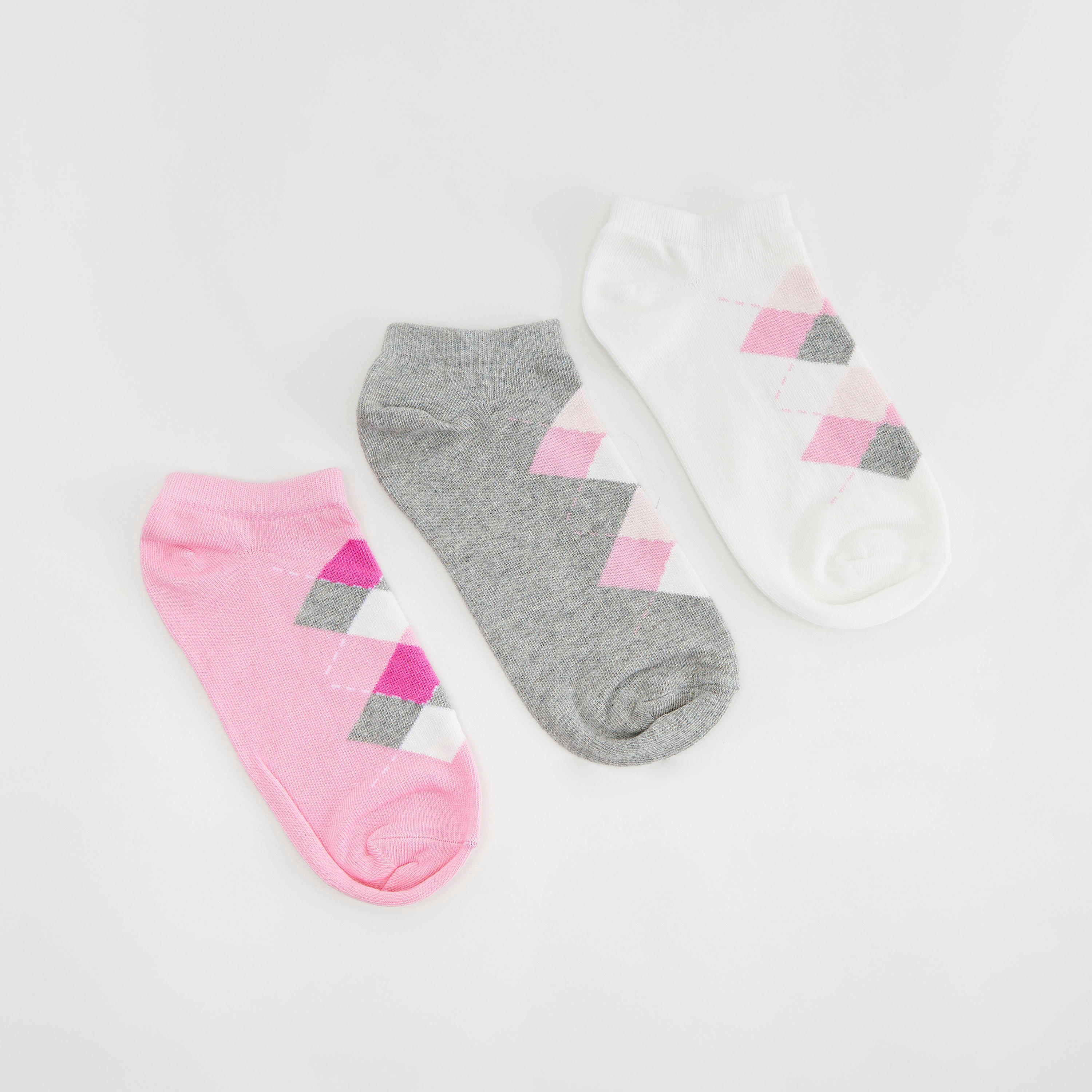 جوارب بطول الكاحل وطبعات - طقم من 3 قطع-women-socksandstockings-image-4