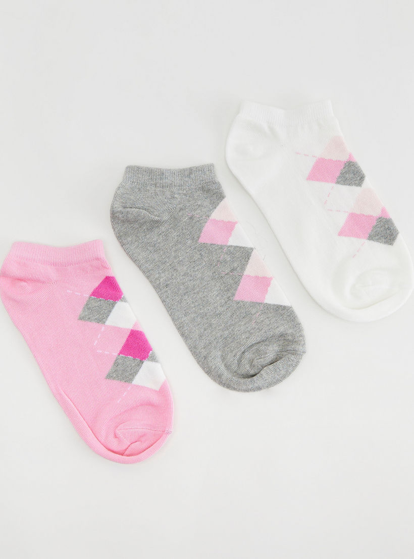 جوارب بطول الكاحل وطبعات - طقم من 3 قطع-women-socksandstockings-image-4