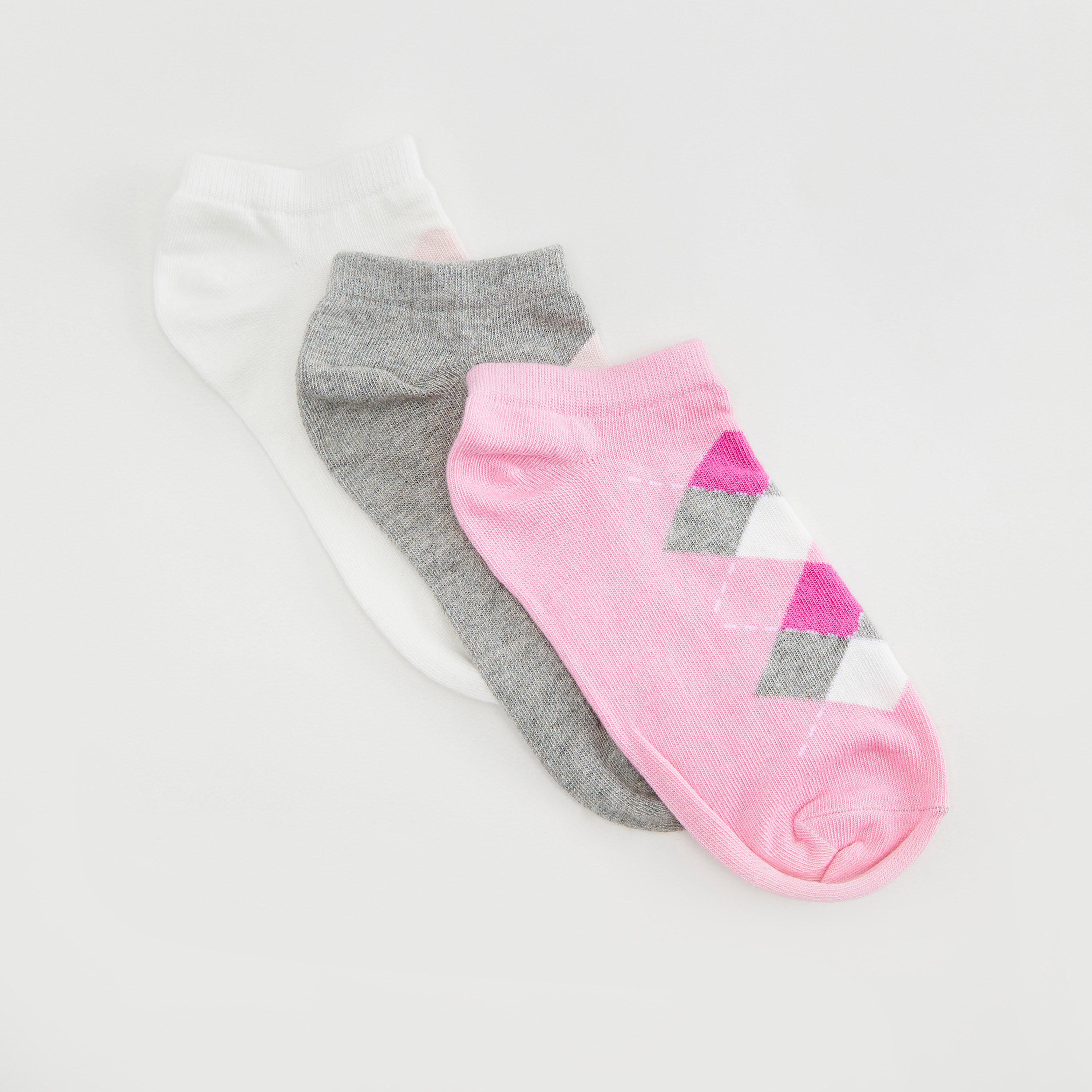 جوارب بطول الكاحل وطبعات - طقم من 3 قطع-women-socksandstockings-image-3
