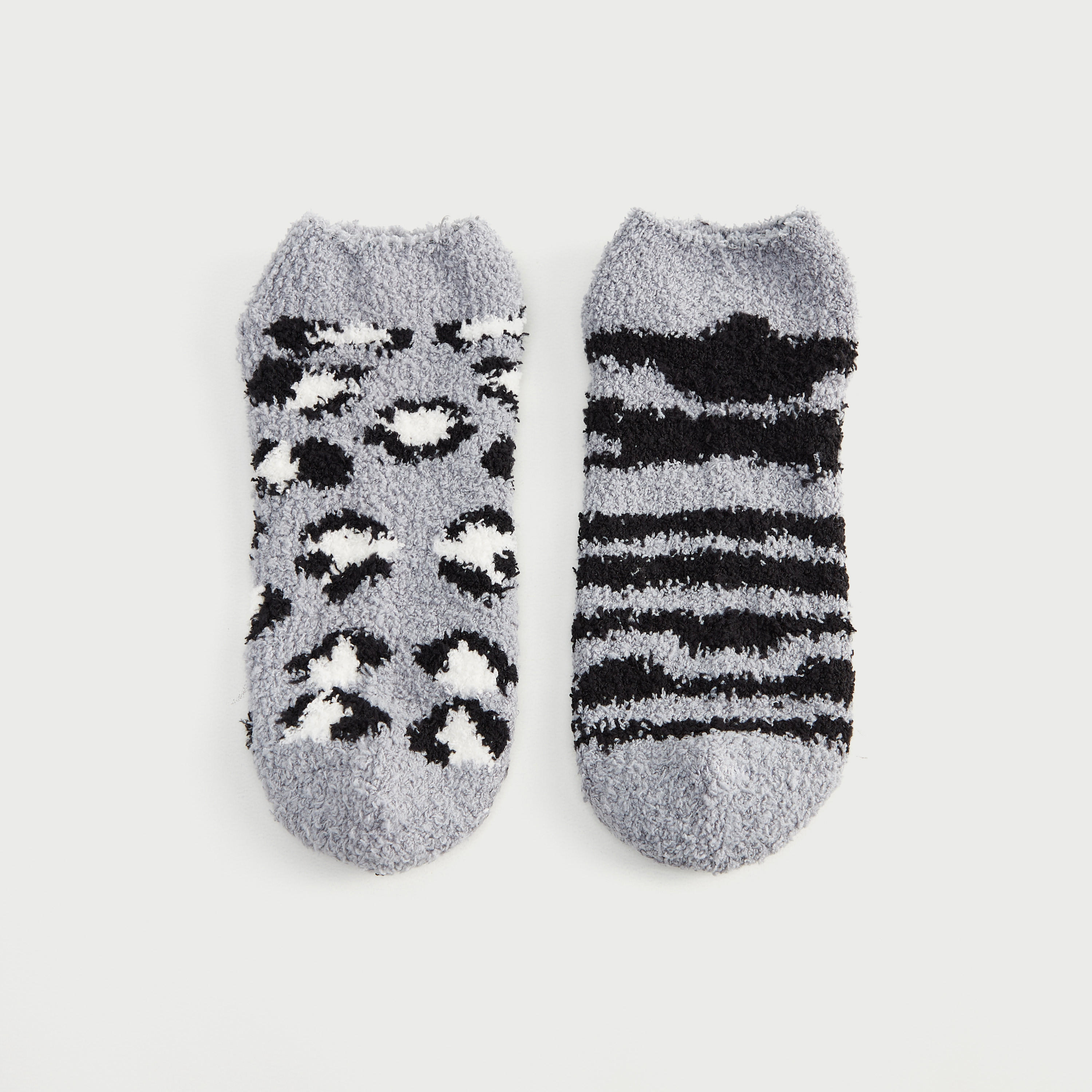جوارب بطبعات حيوانات -طقم من 2 زوج-women-socksandstockings-image-1